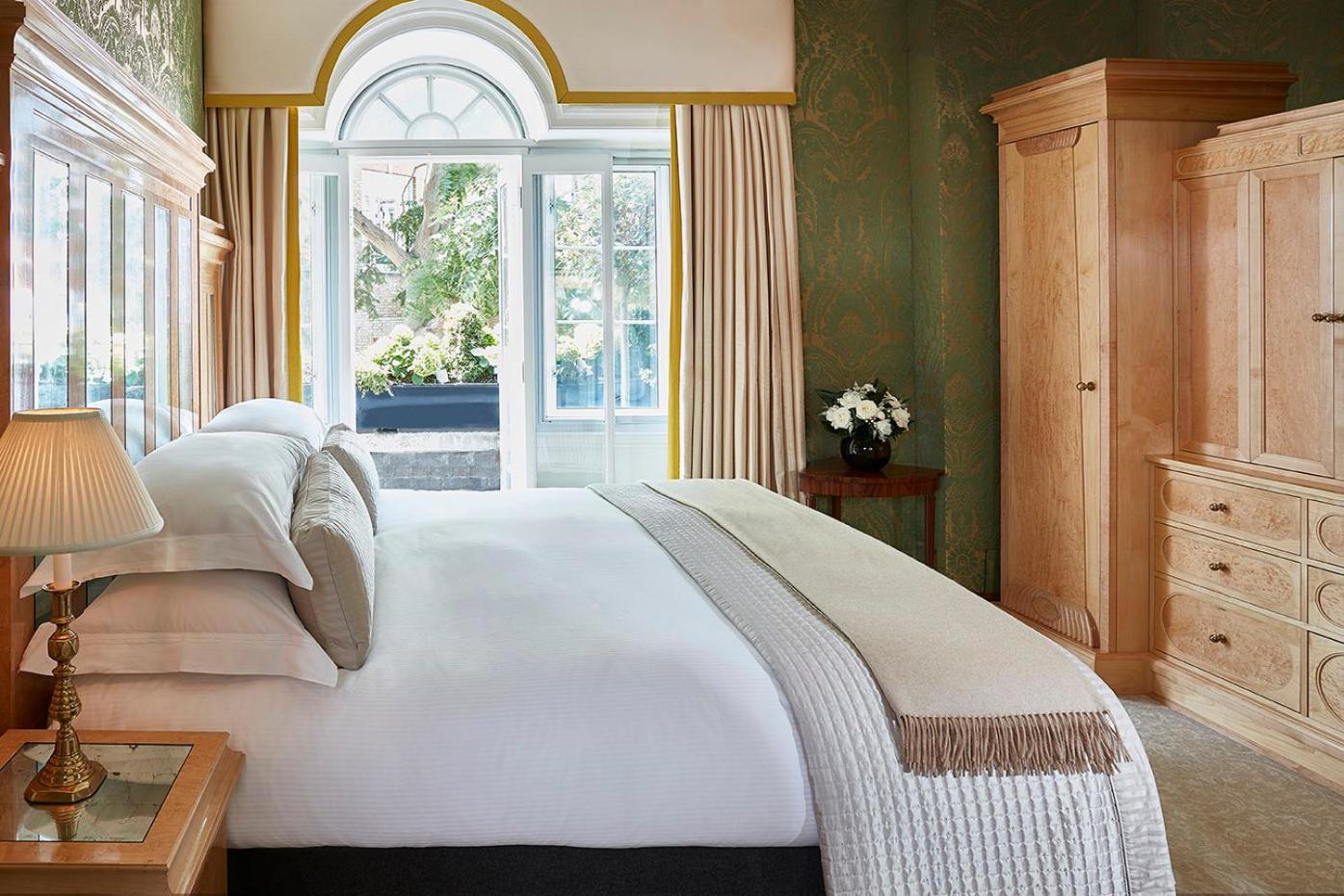 One-Bedroom Suite