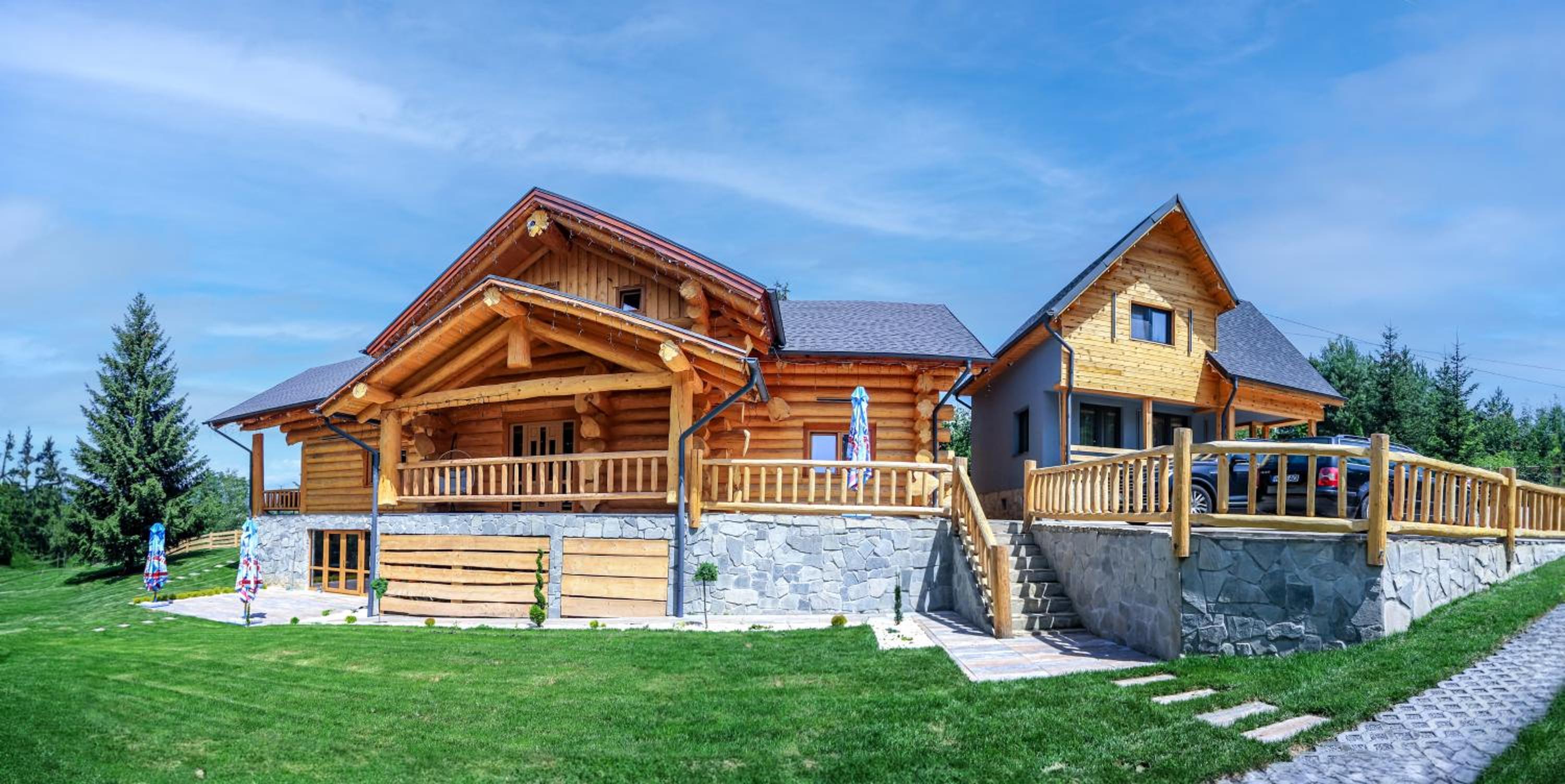 Villa photo 2
