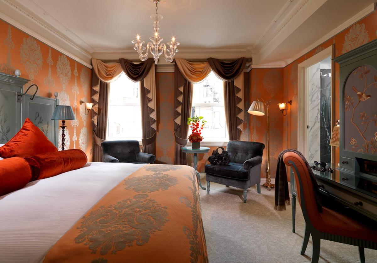Deluxe Double or Twin Room
