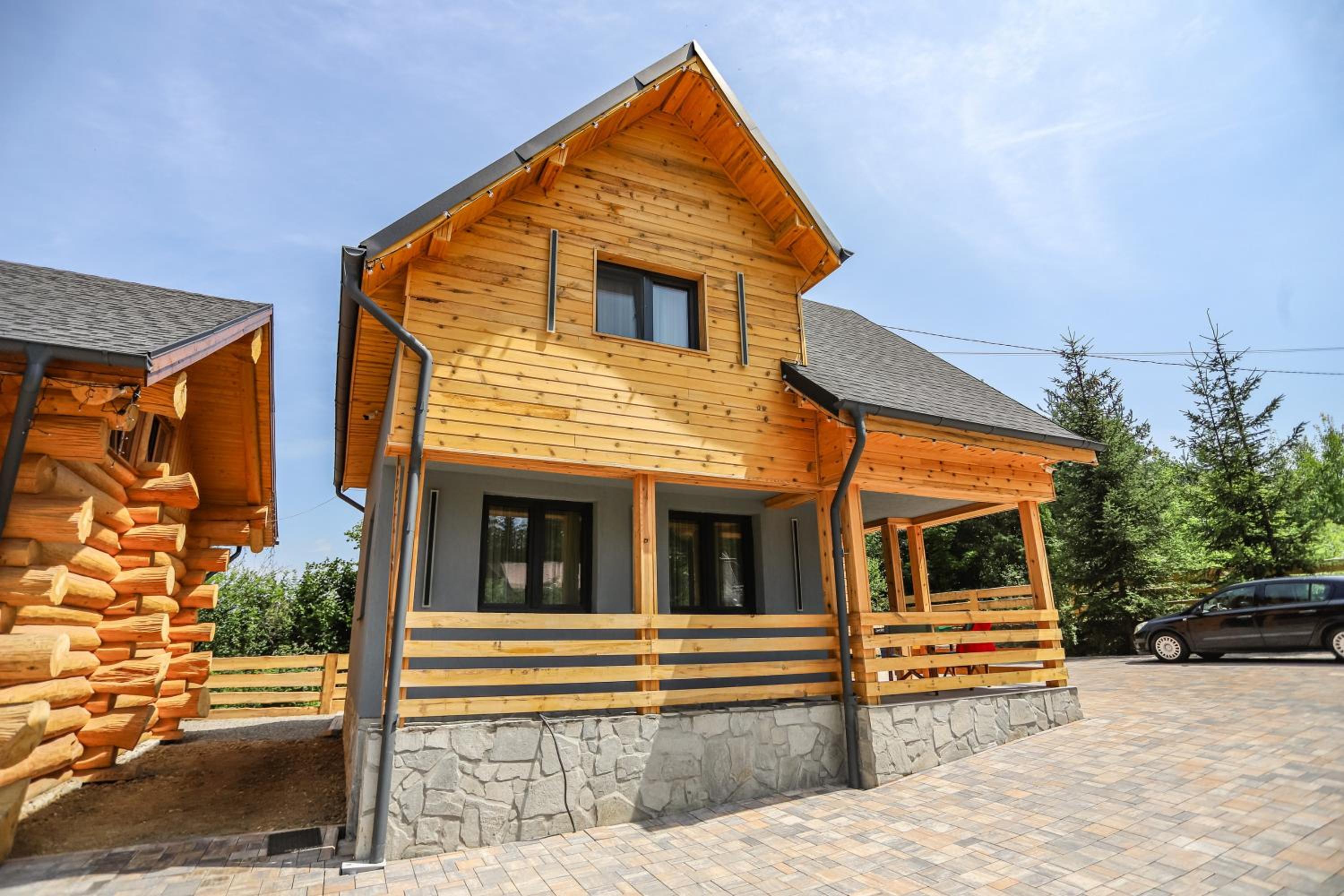 Three-Bedroom Villa photo 2