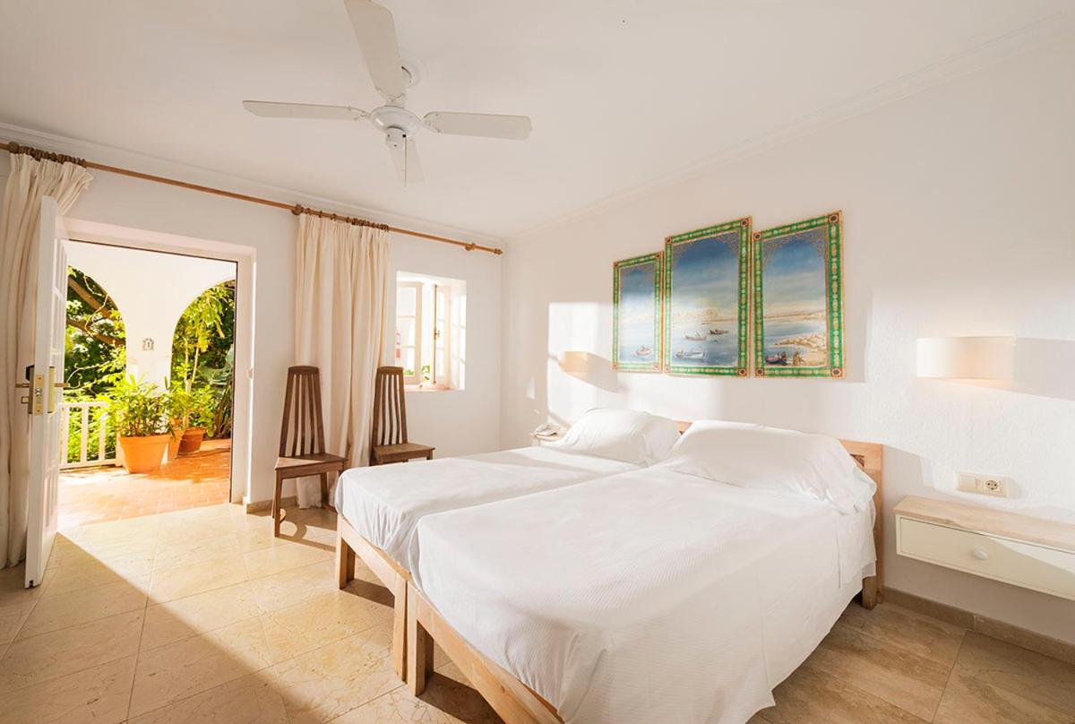 Habitación Doble o con Dos Camas con Vista al Jardín