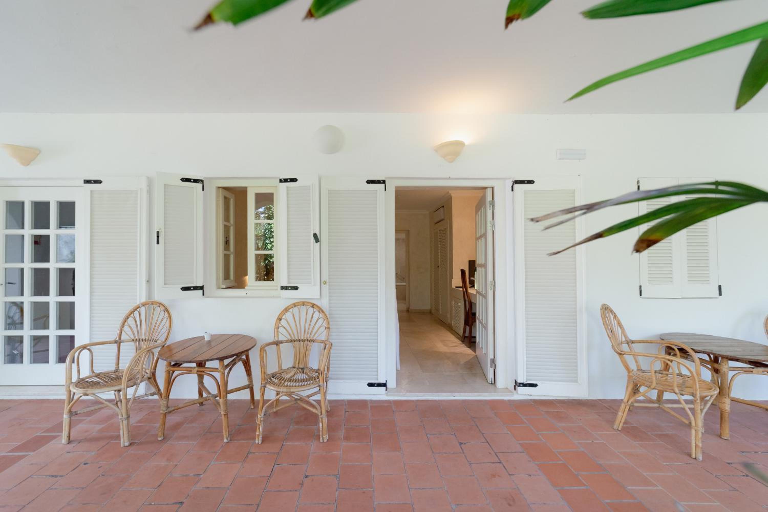 Double or Twin Room with Mountain View photo 2