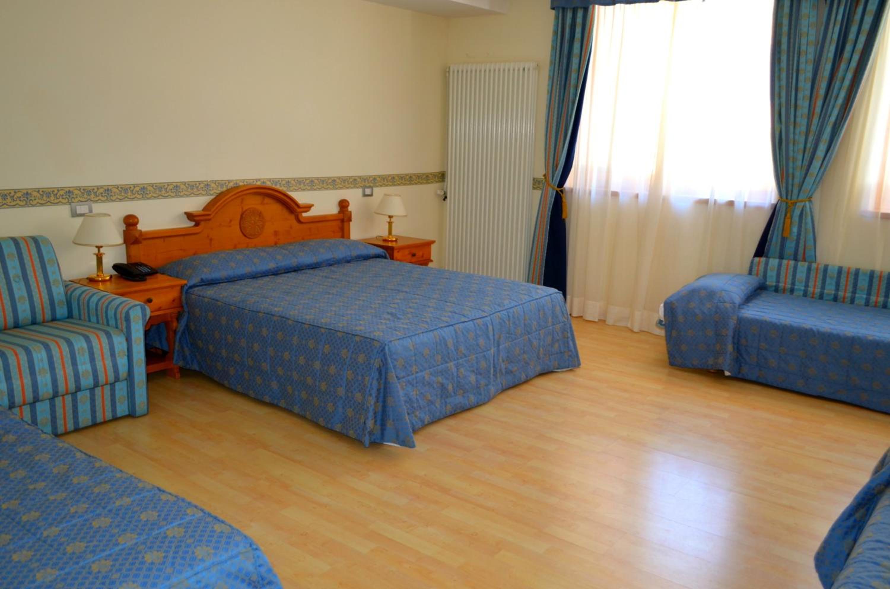 Triple Room - Photo 2