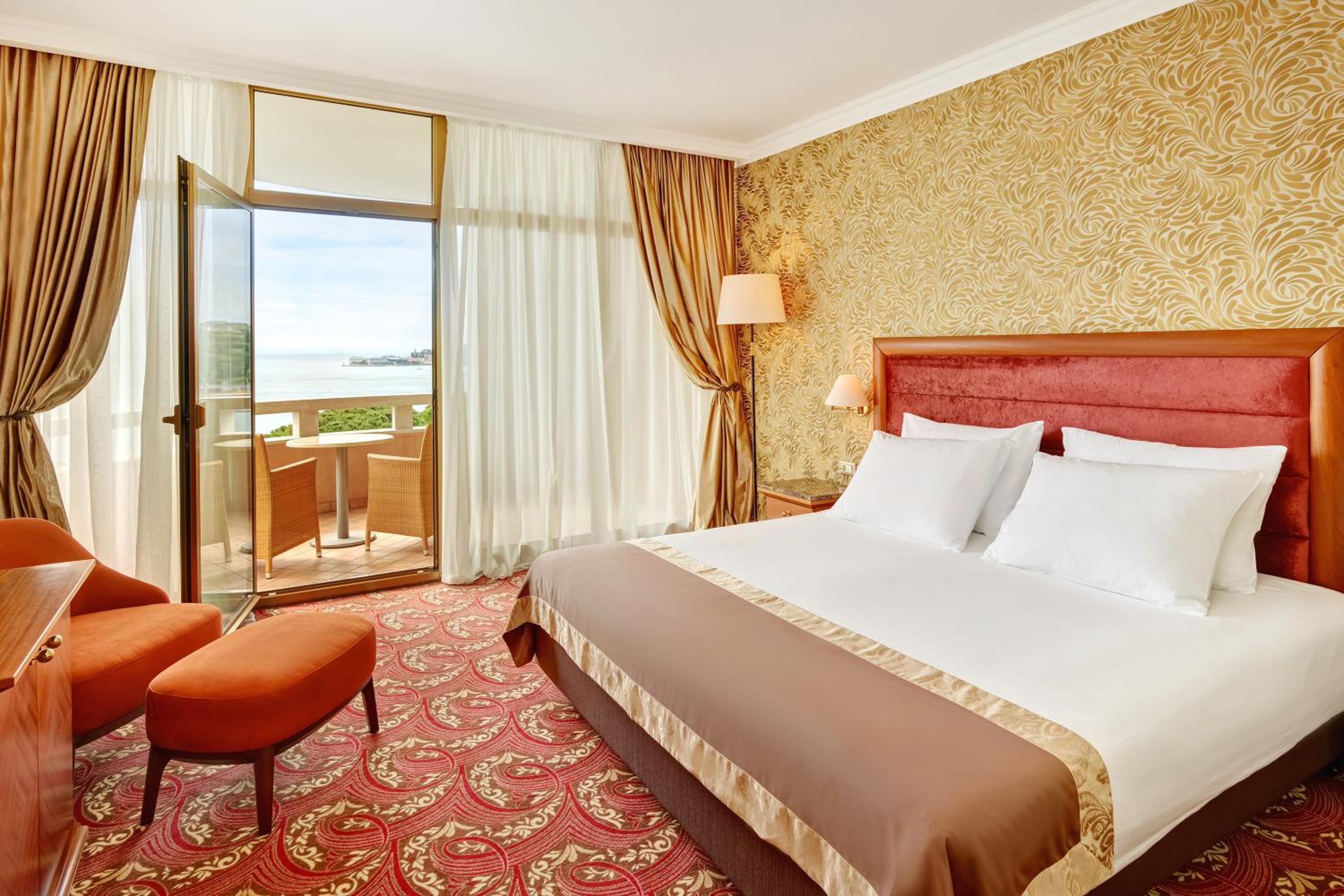 Superior Double or Twin Room with Balcony and Sea View - Photo 1