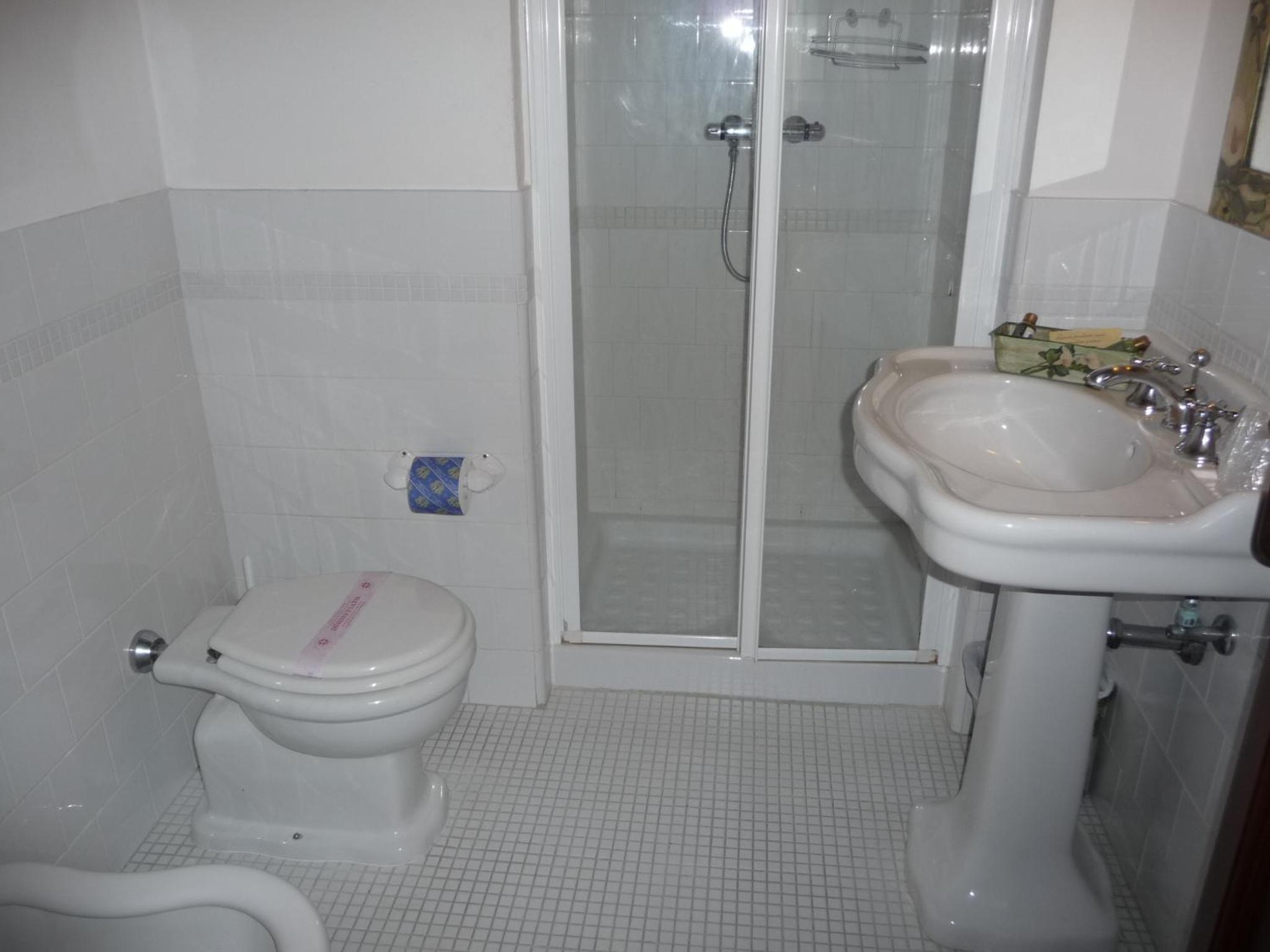Double or Twin Room photo 3