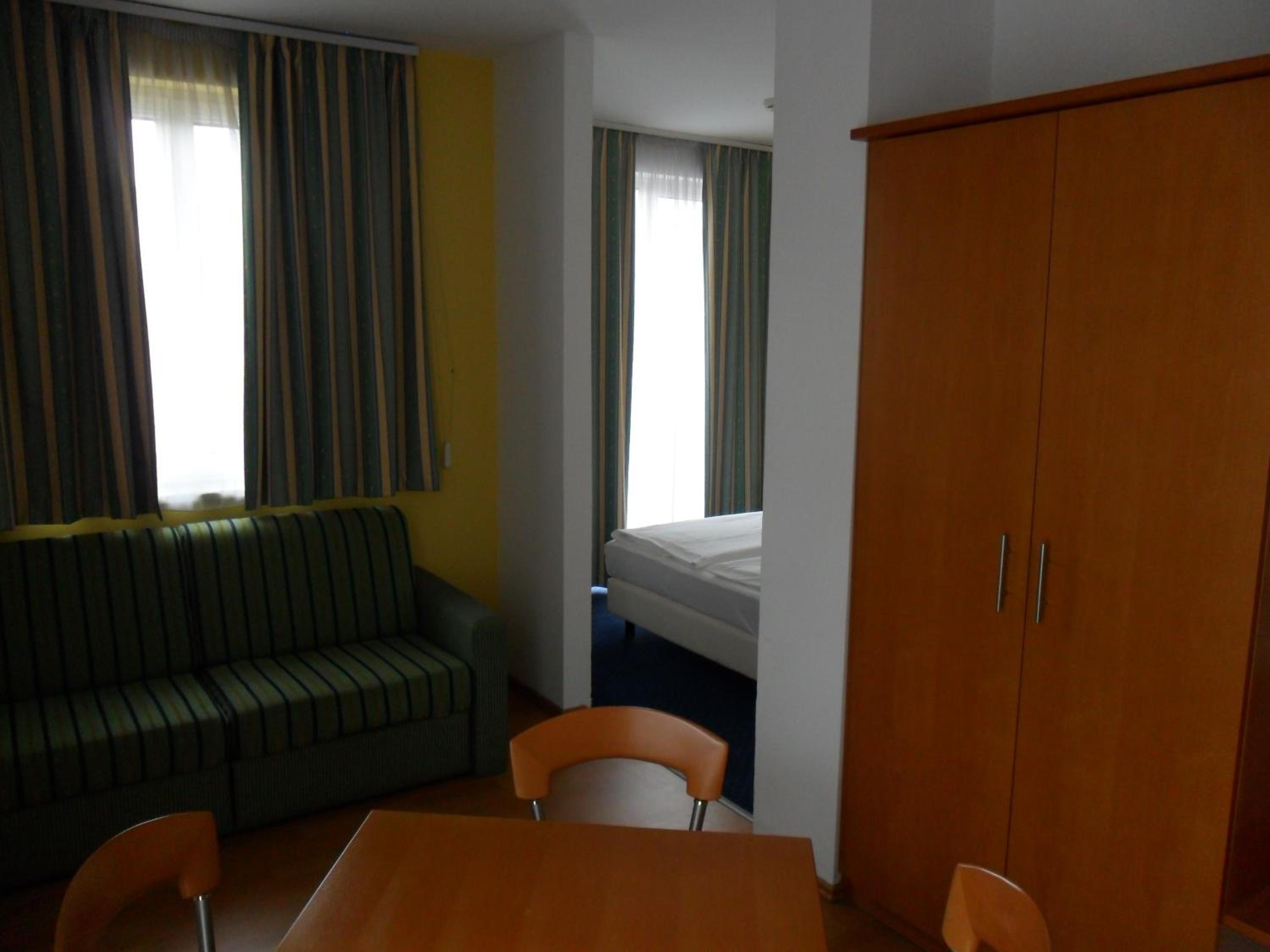 Quadruple Room - Photo 5