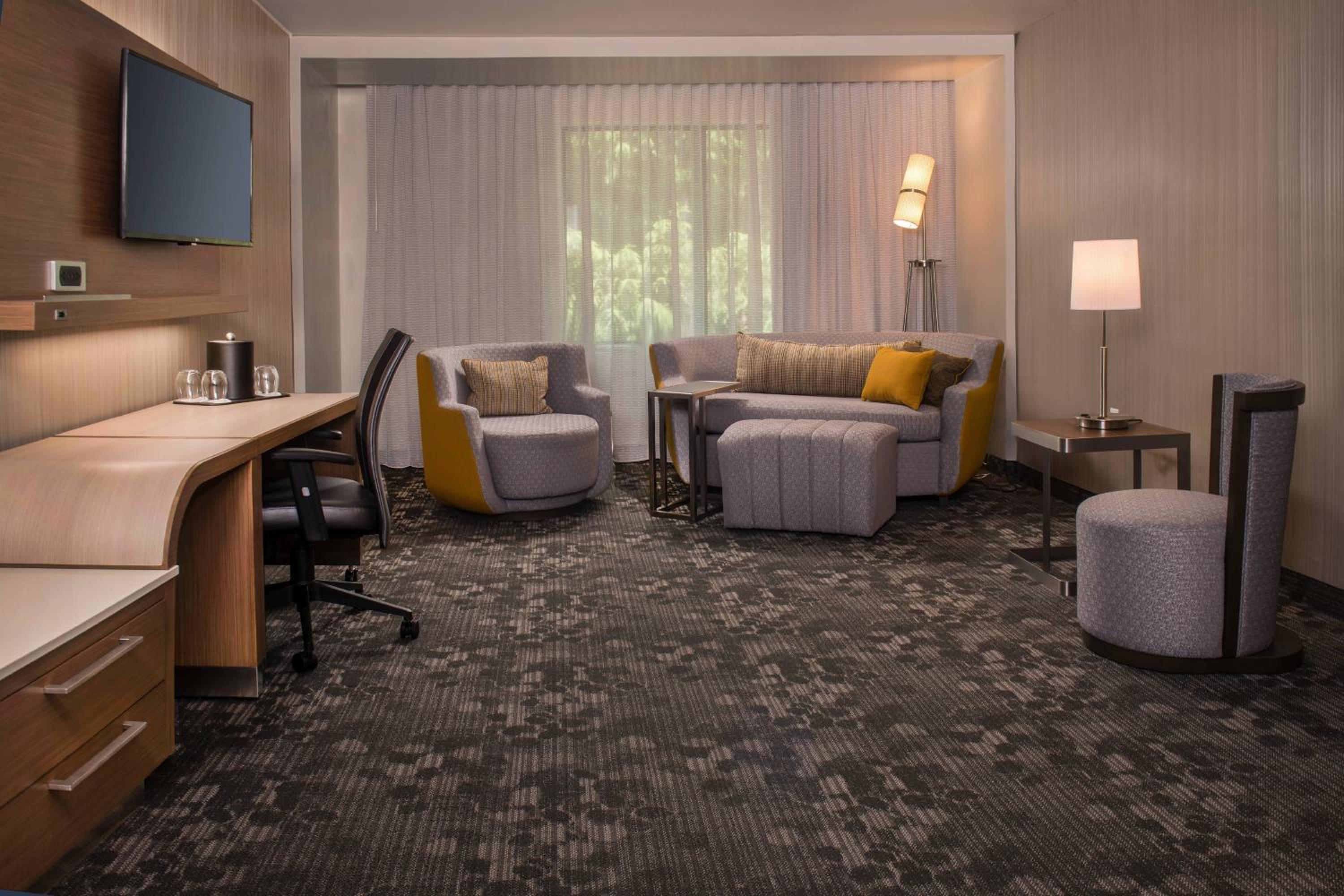 One-Bedroom Queen Suite with Two Queen Beds and Sofa Bed - Hearing Accessible