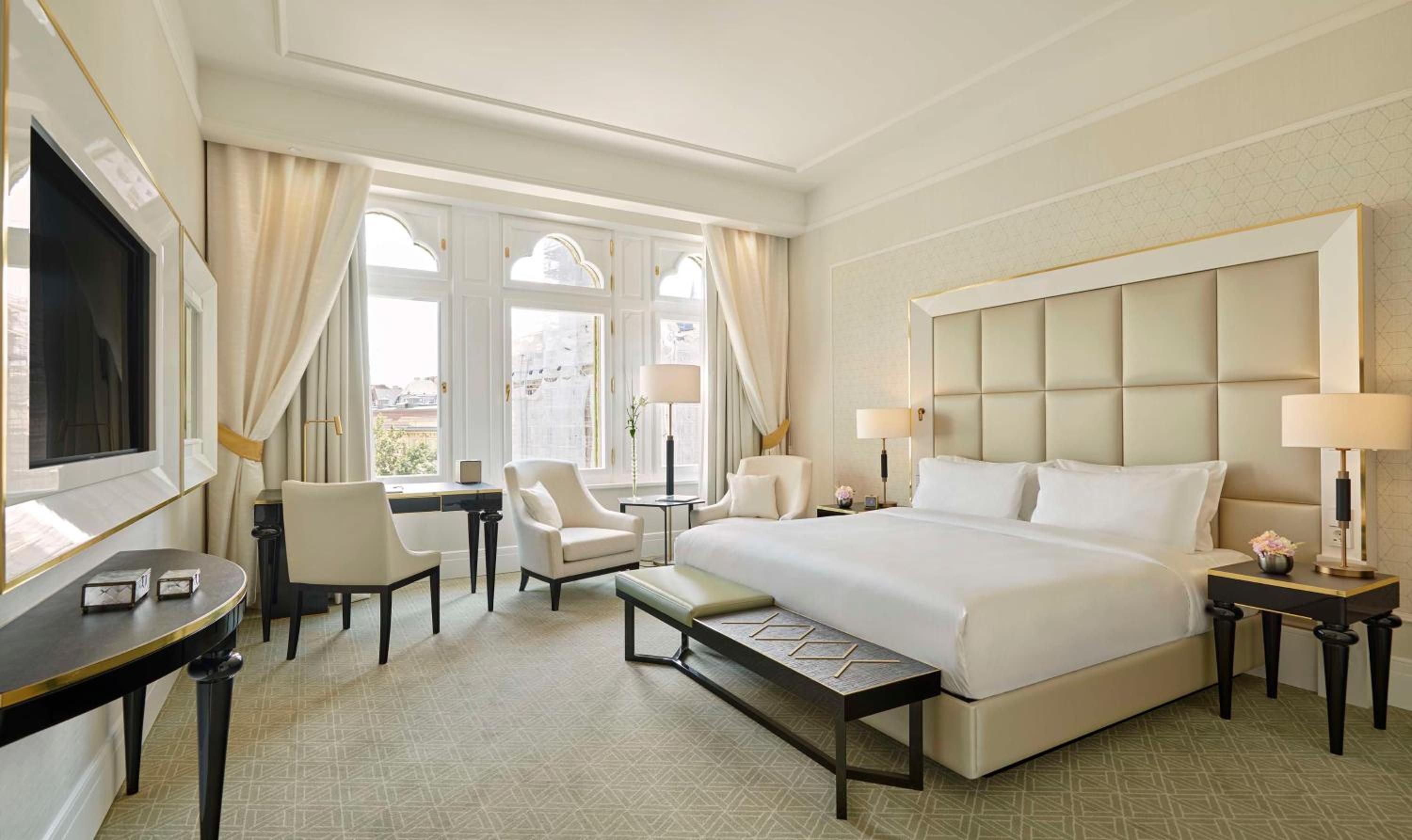 Premium King Zimmer mit Stadtblick