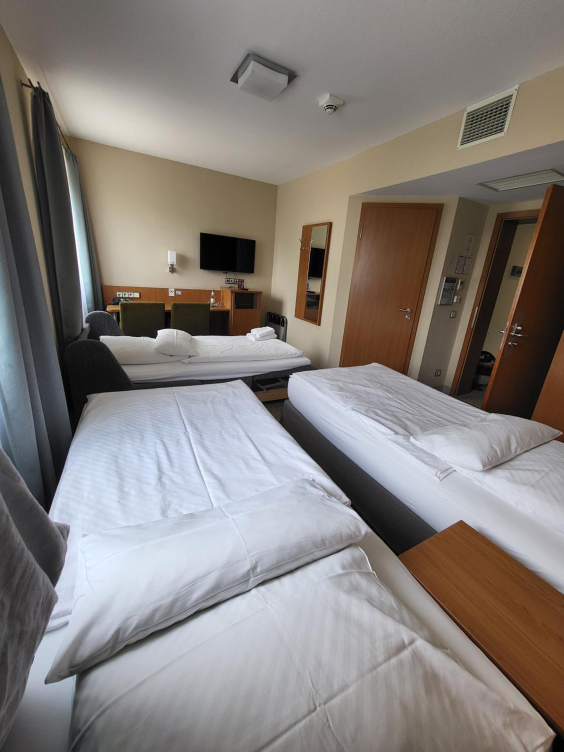 Triple Room photo 2