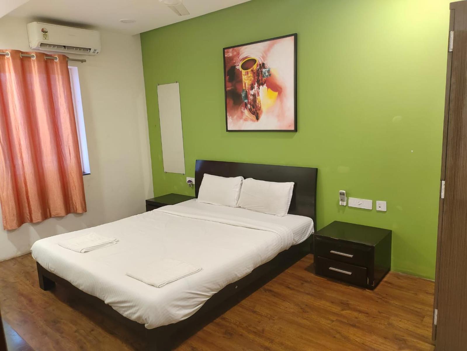 Superior Apartment photo 2