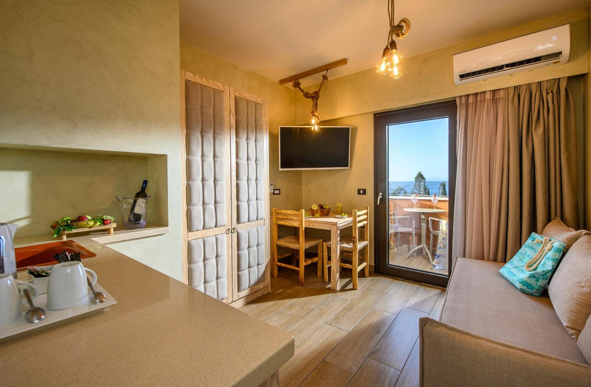Premium Room Sea View - Photo 12