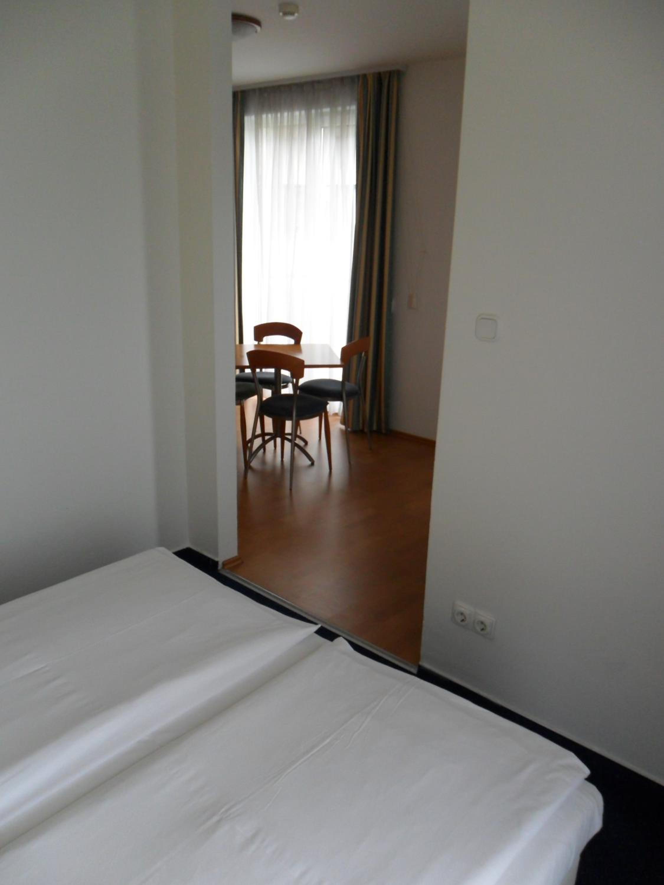Quadruple Room - Photo 6