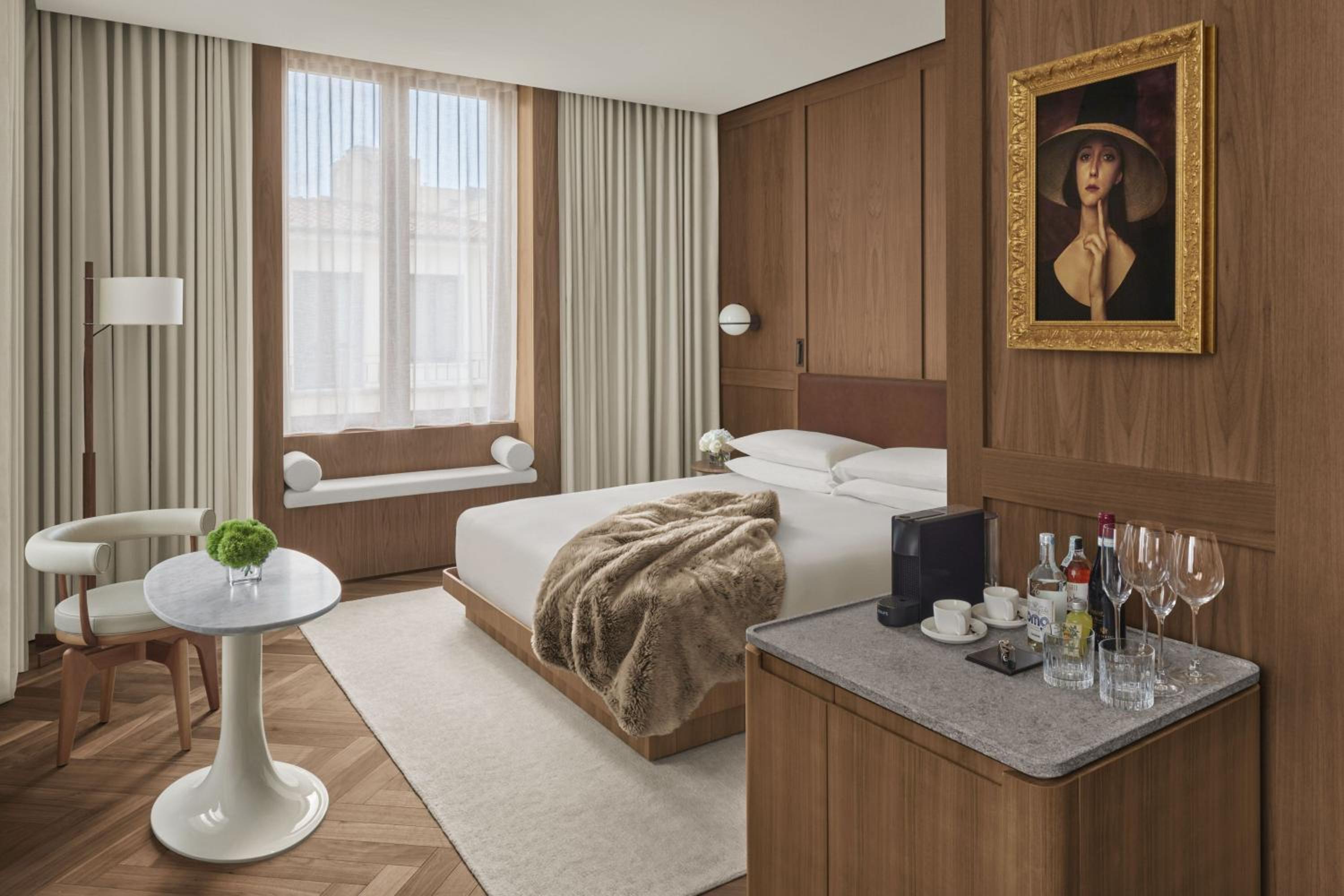 Superior King Room