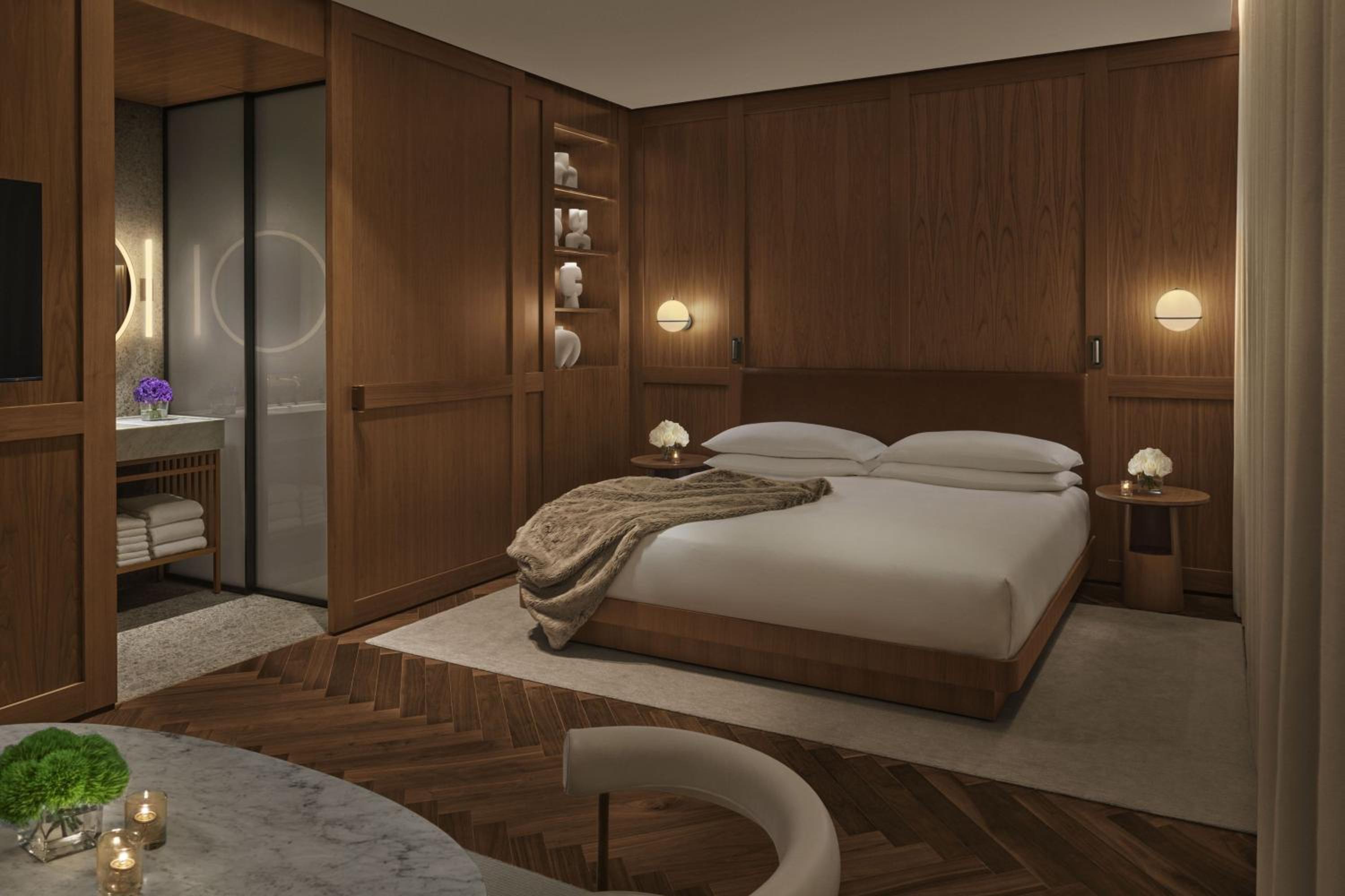 Premier King Room