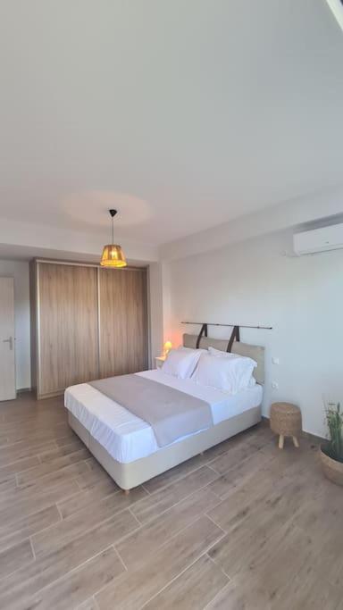 Two-Bedroom House photo 2