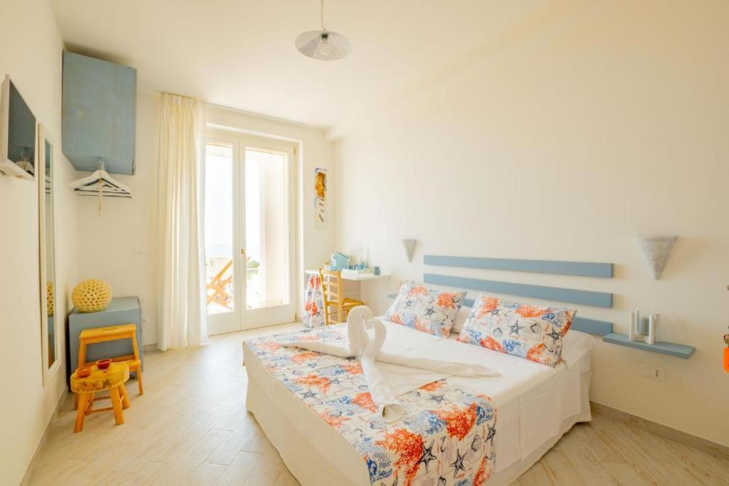 Double Room with Sea View photo 1