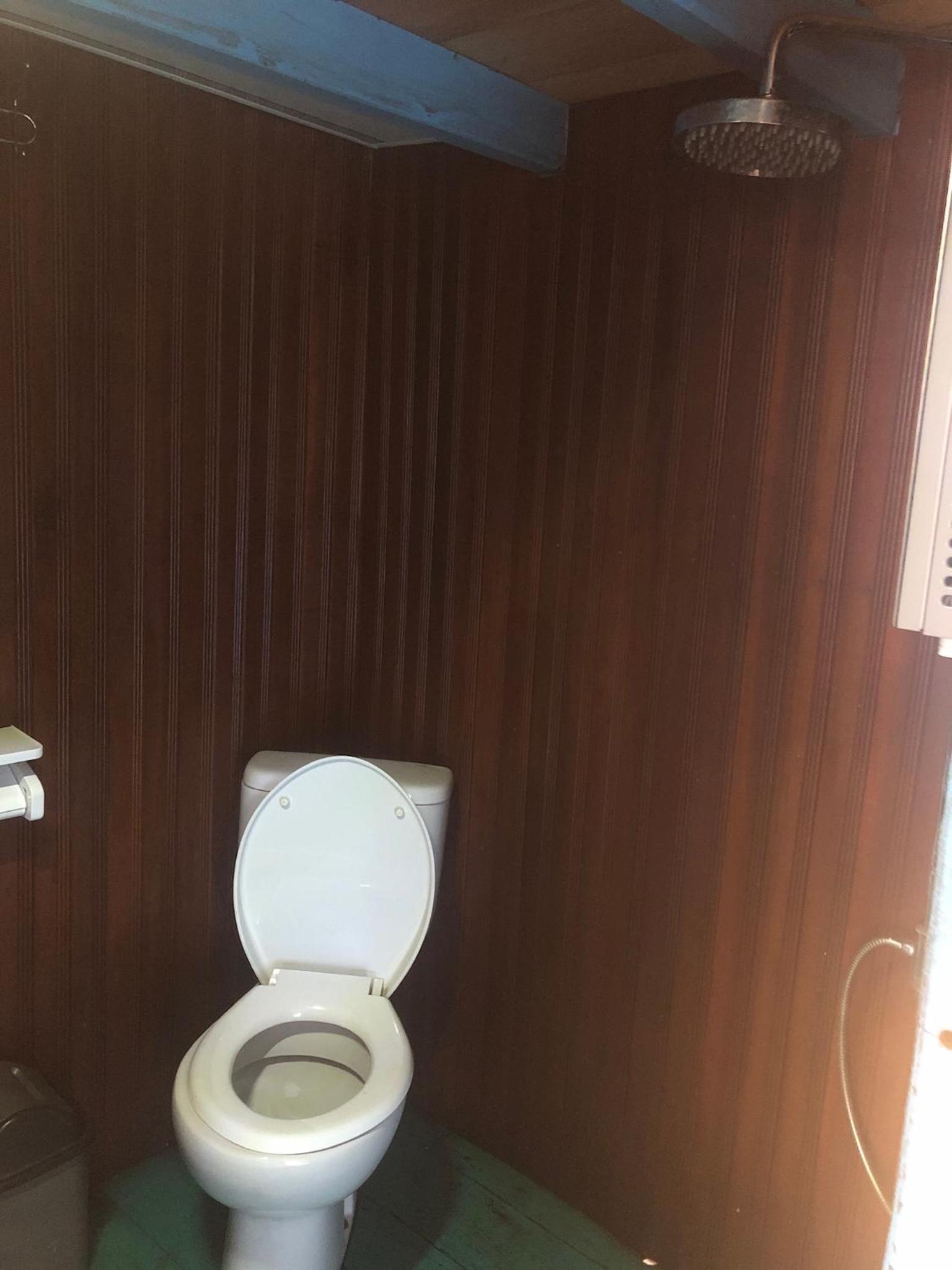 Mobile Home photo 3
