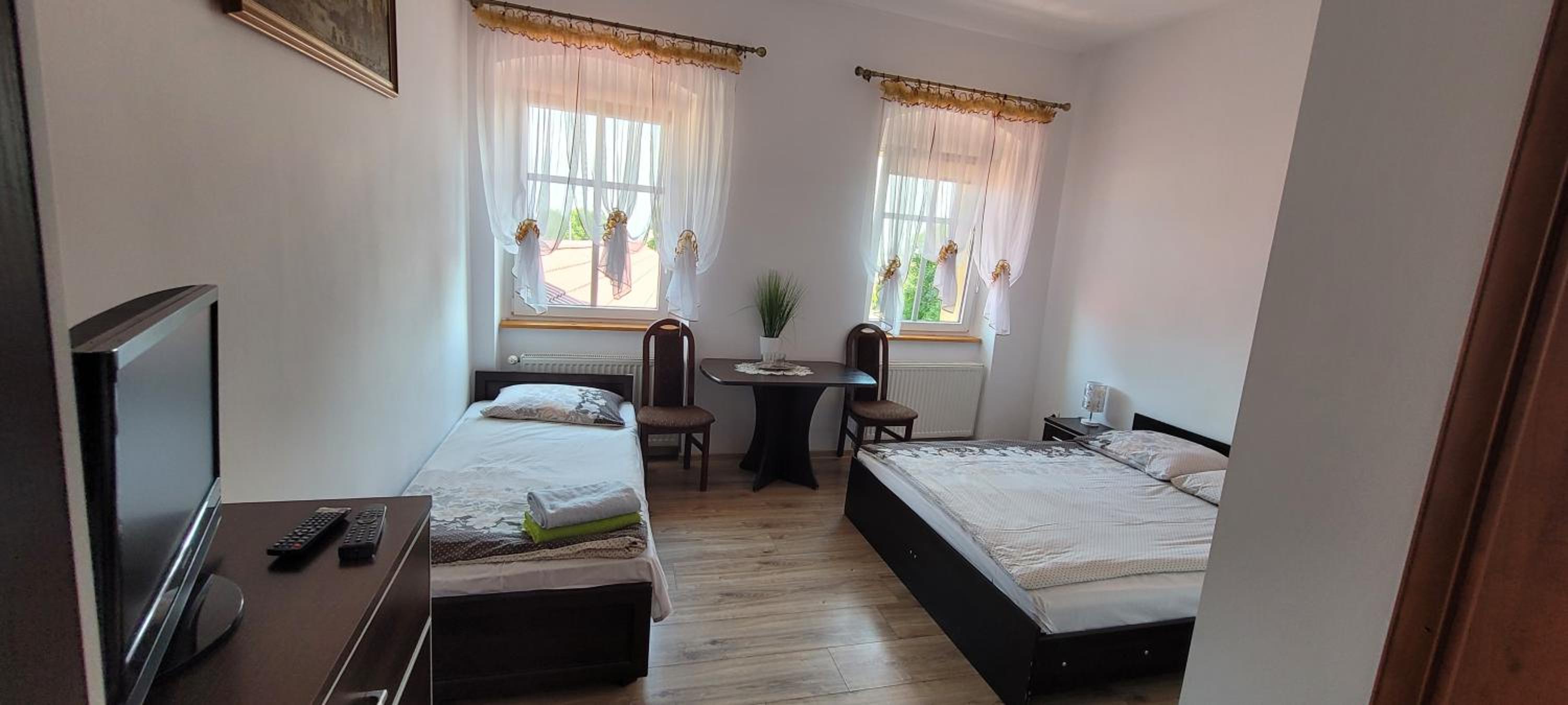 Large Double or Twin Room photo 2
