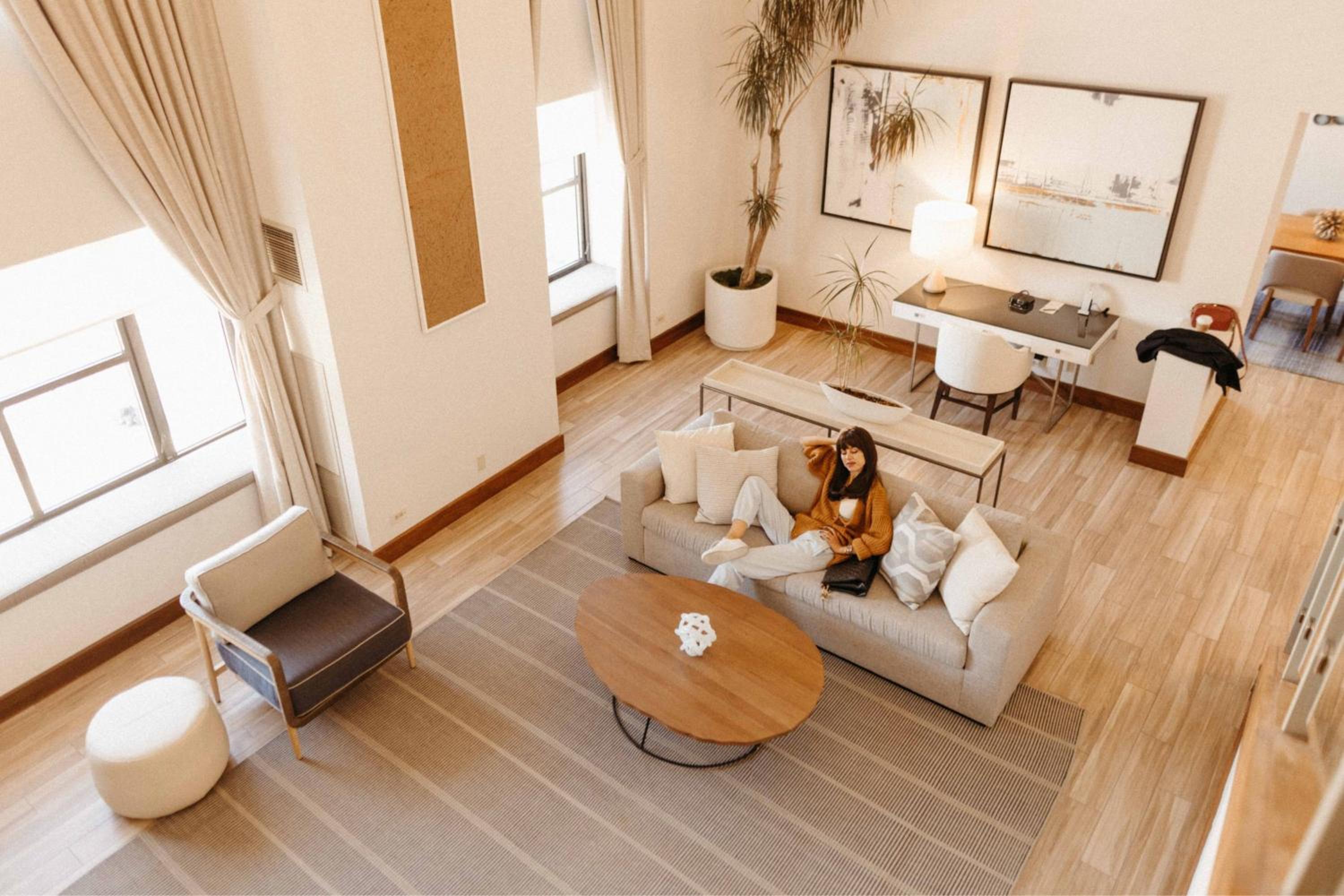 Renewal Suite, 1 Bedroom Bi-level Suite, 1 King, Sofa bed