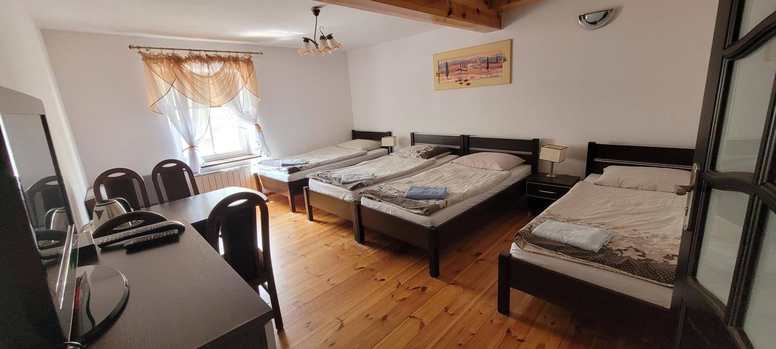 Classic Quadruple Room photo 3