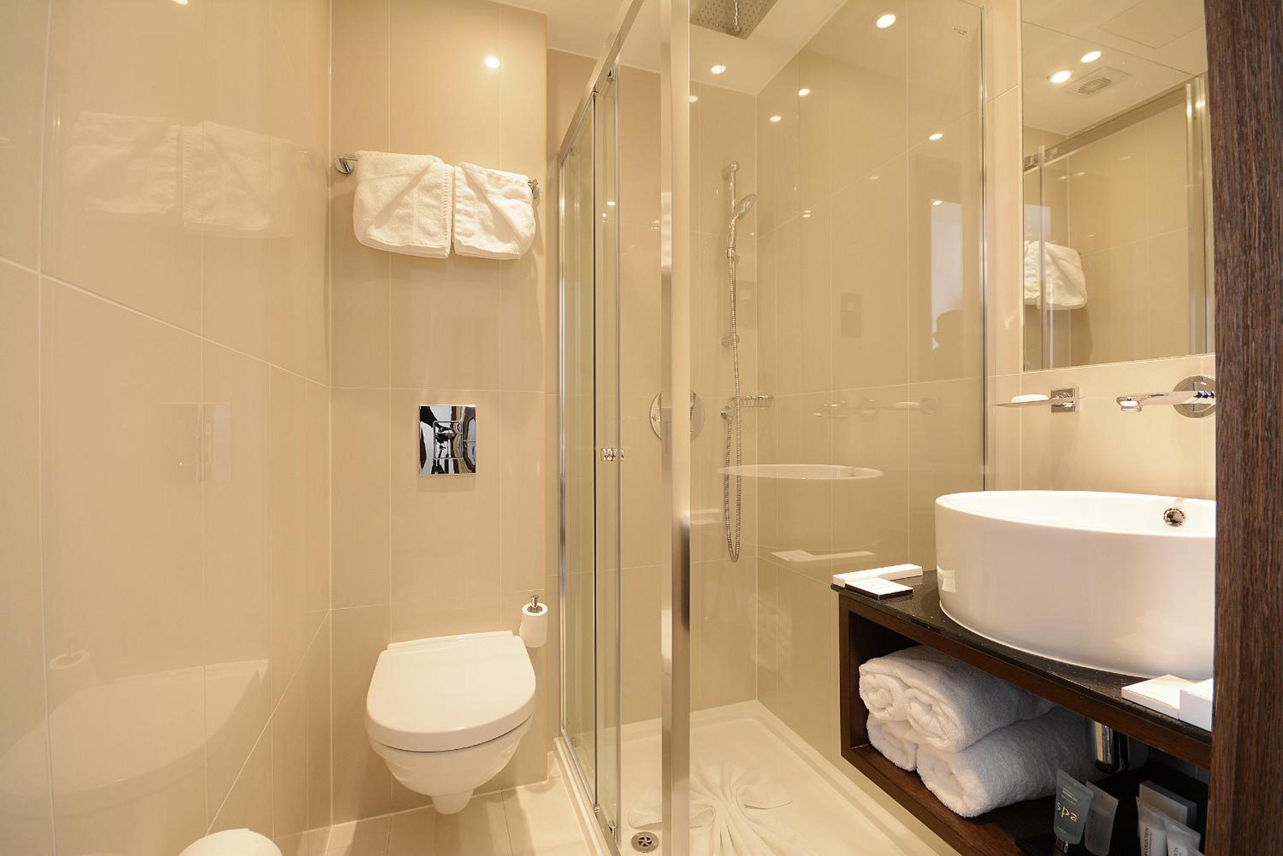 Compact Double Room photo 3