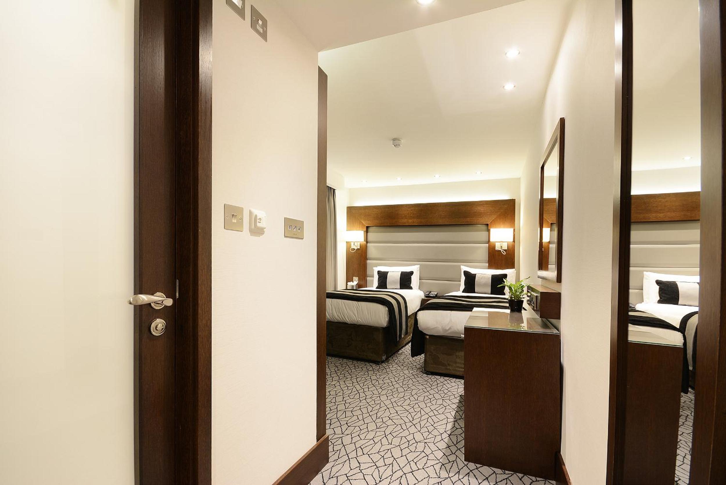 Deluxe Twin Room photo 1