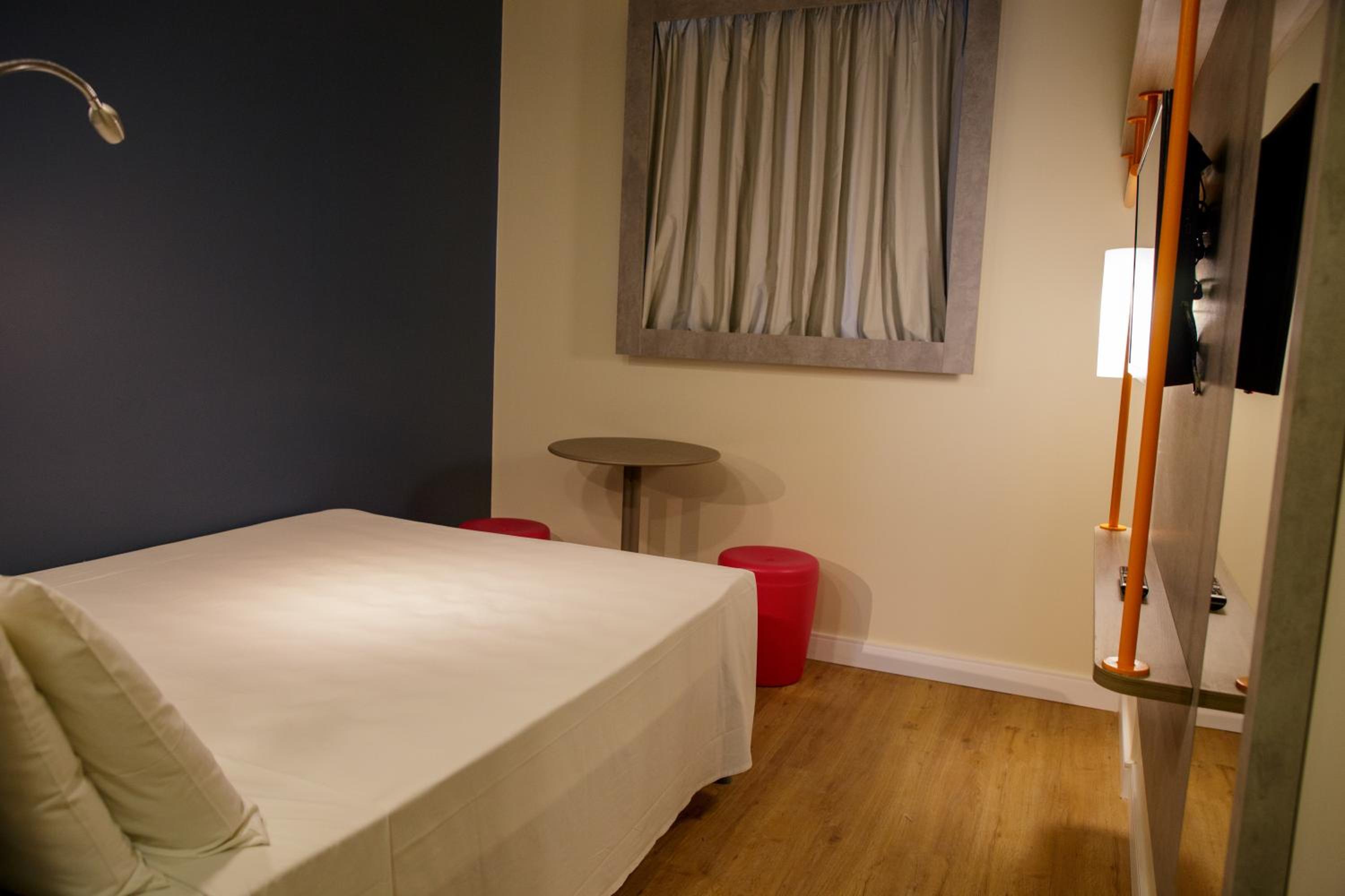 Classic Double Room - Photo 6