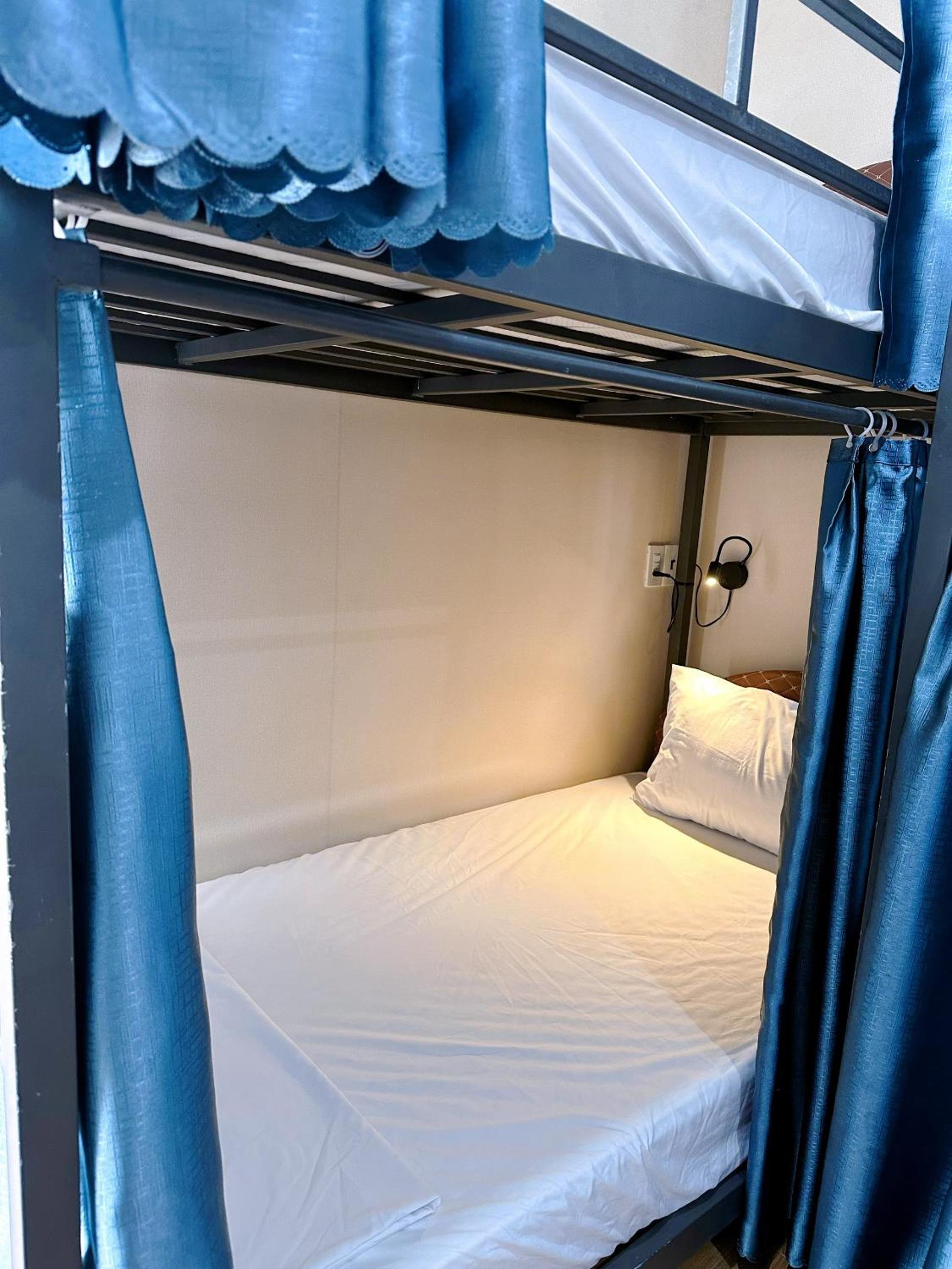 Bed in 6-Bed Mixed Dormitory Room