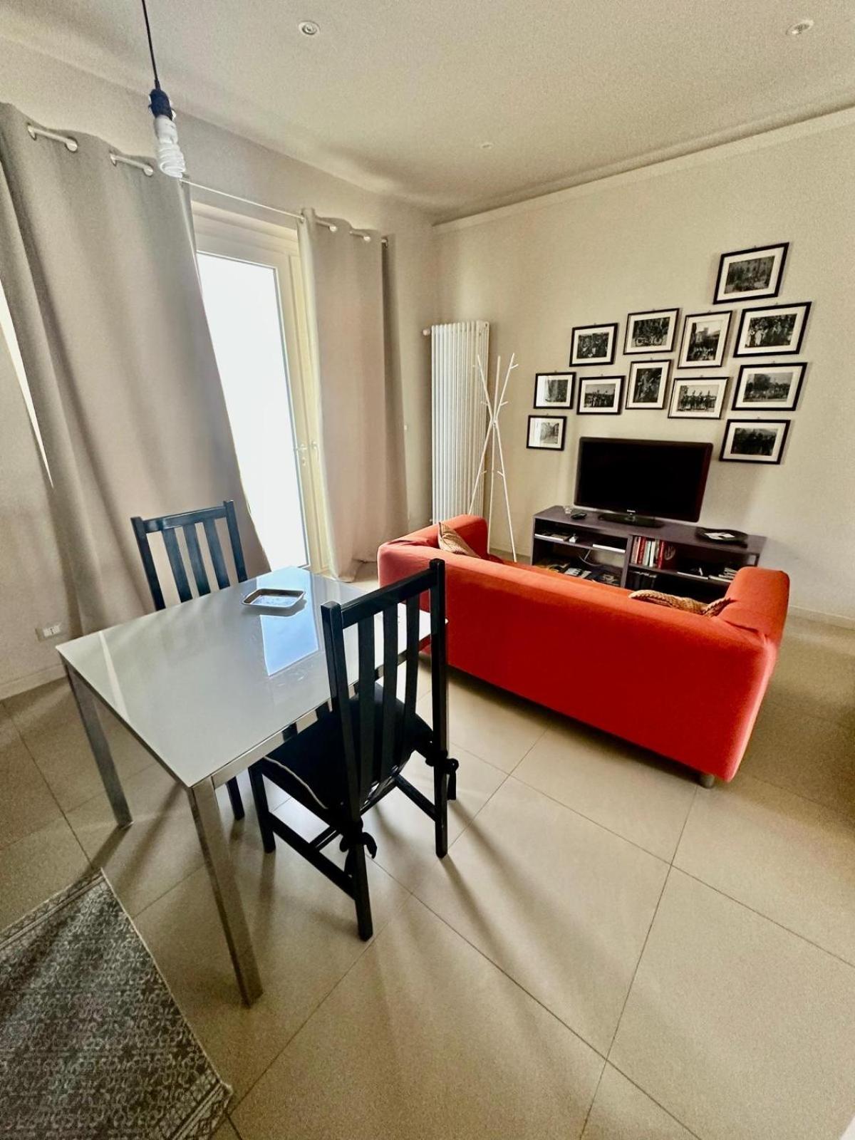 One-Bedroom Apartment photo 3