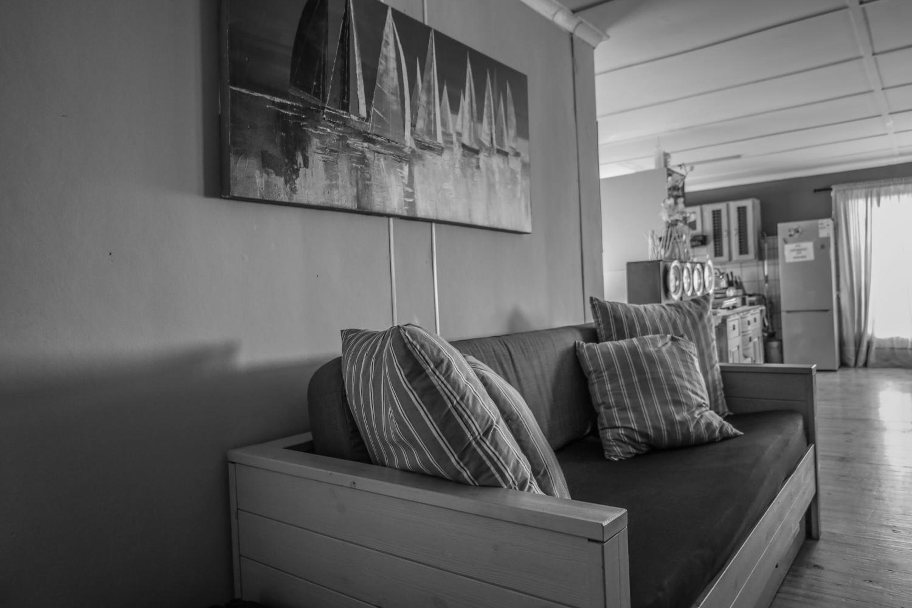 Four-Bedroom House photo 3