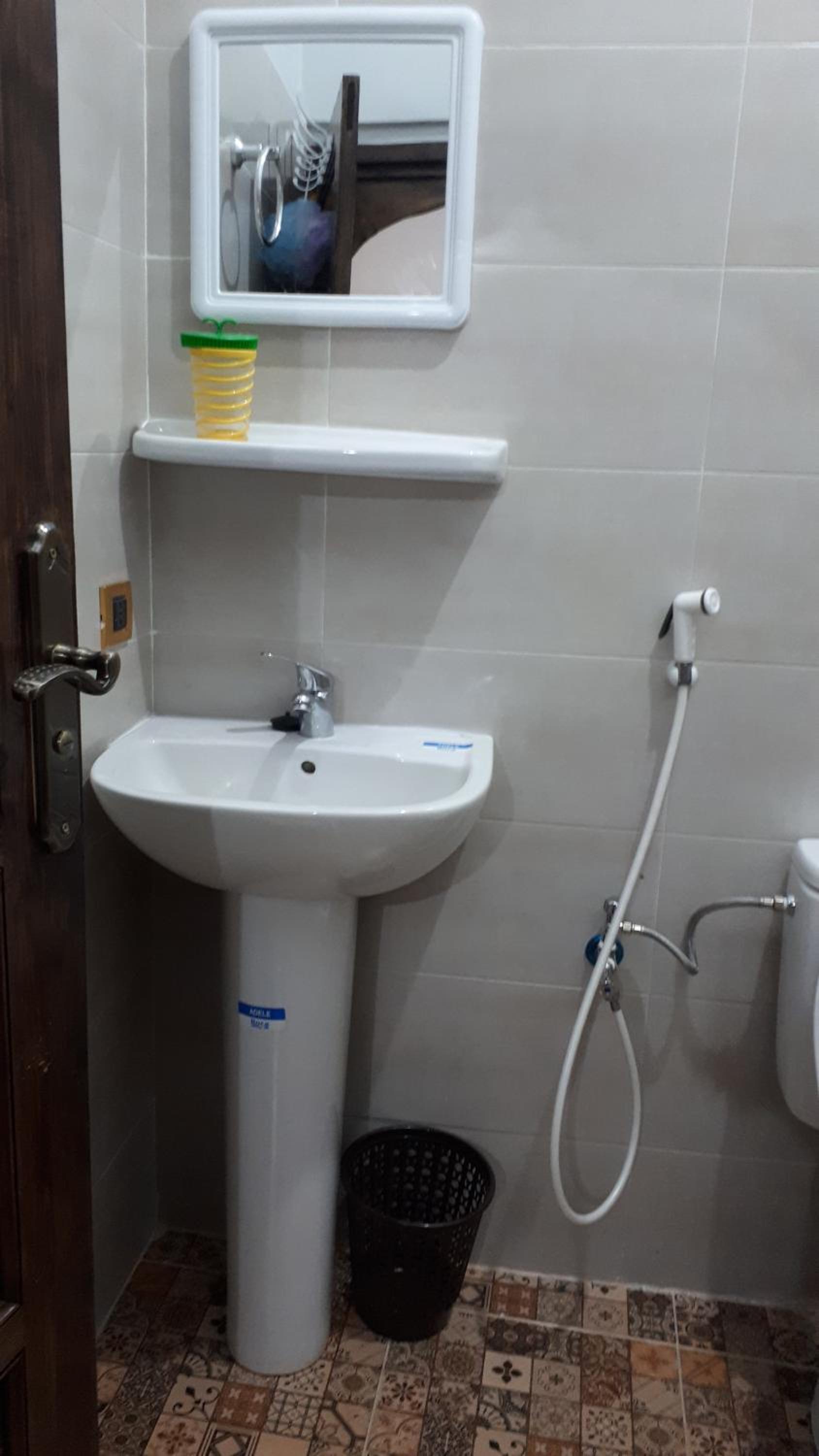Two-Bedroom Apartment - Photo 2