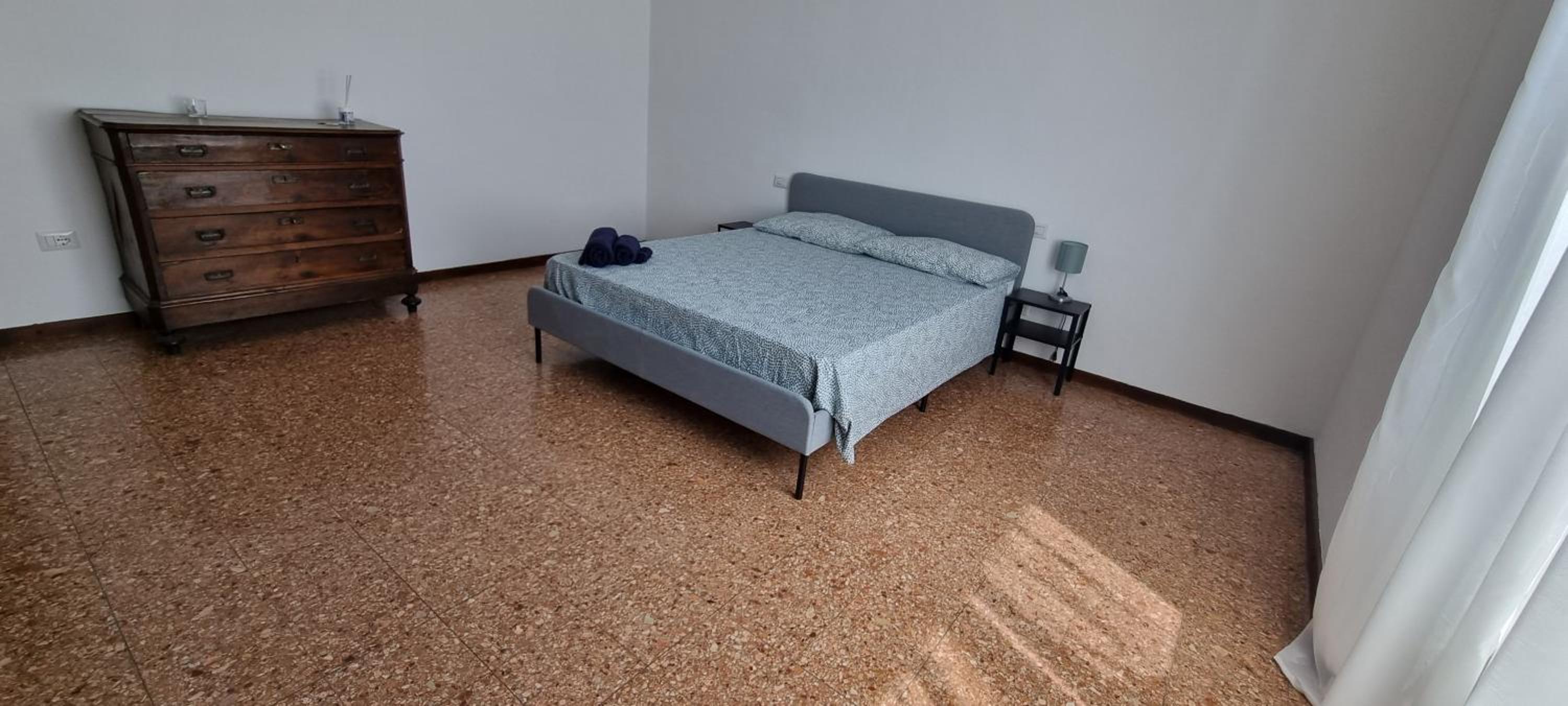 Two-Bedroom Apartment - Photo 12