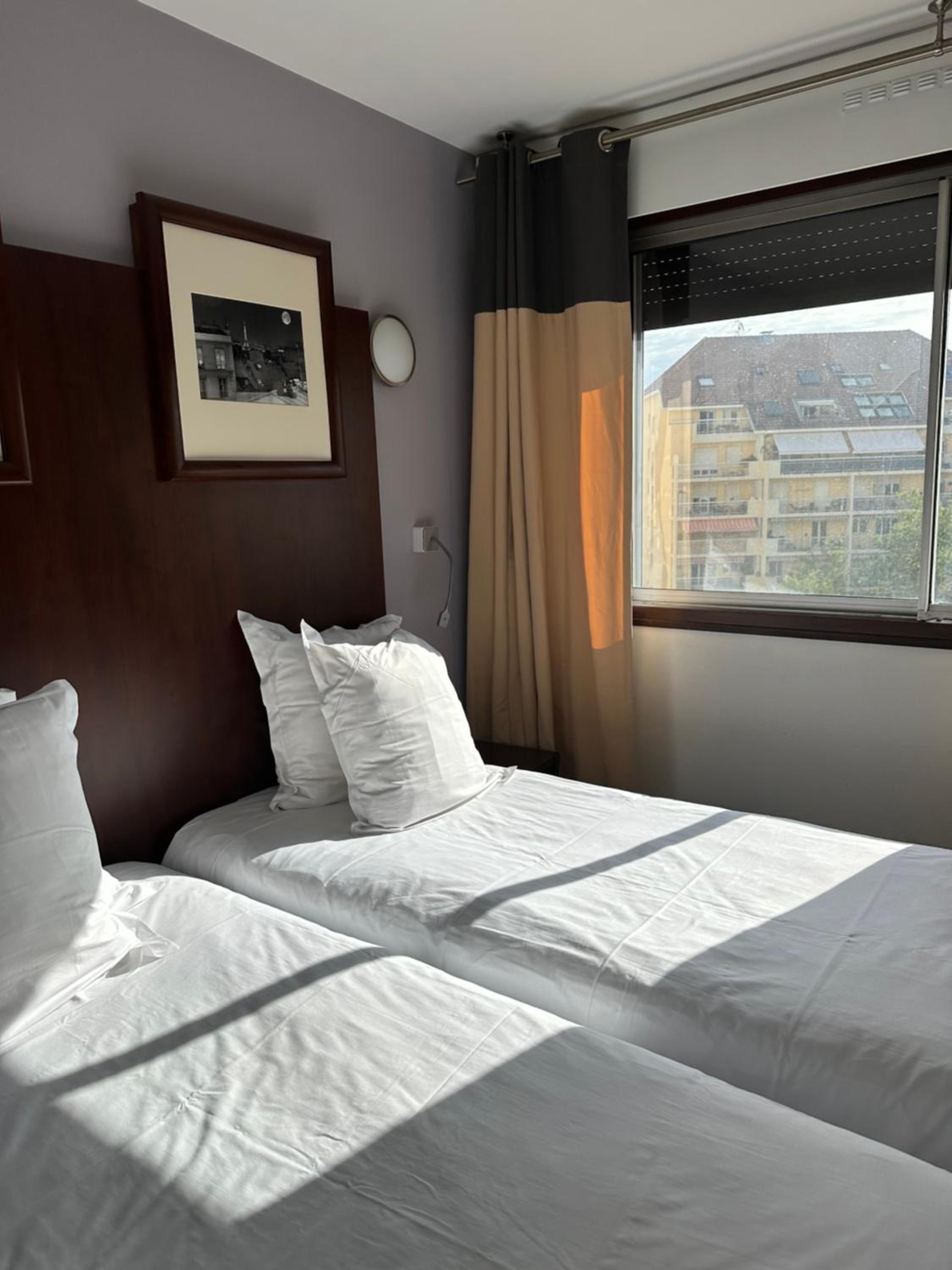 Twin Room - Photo 6