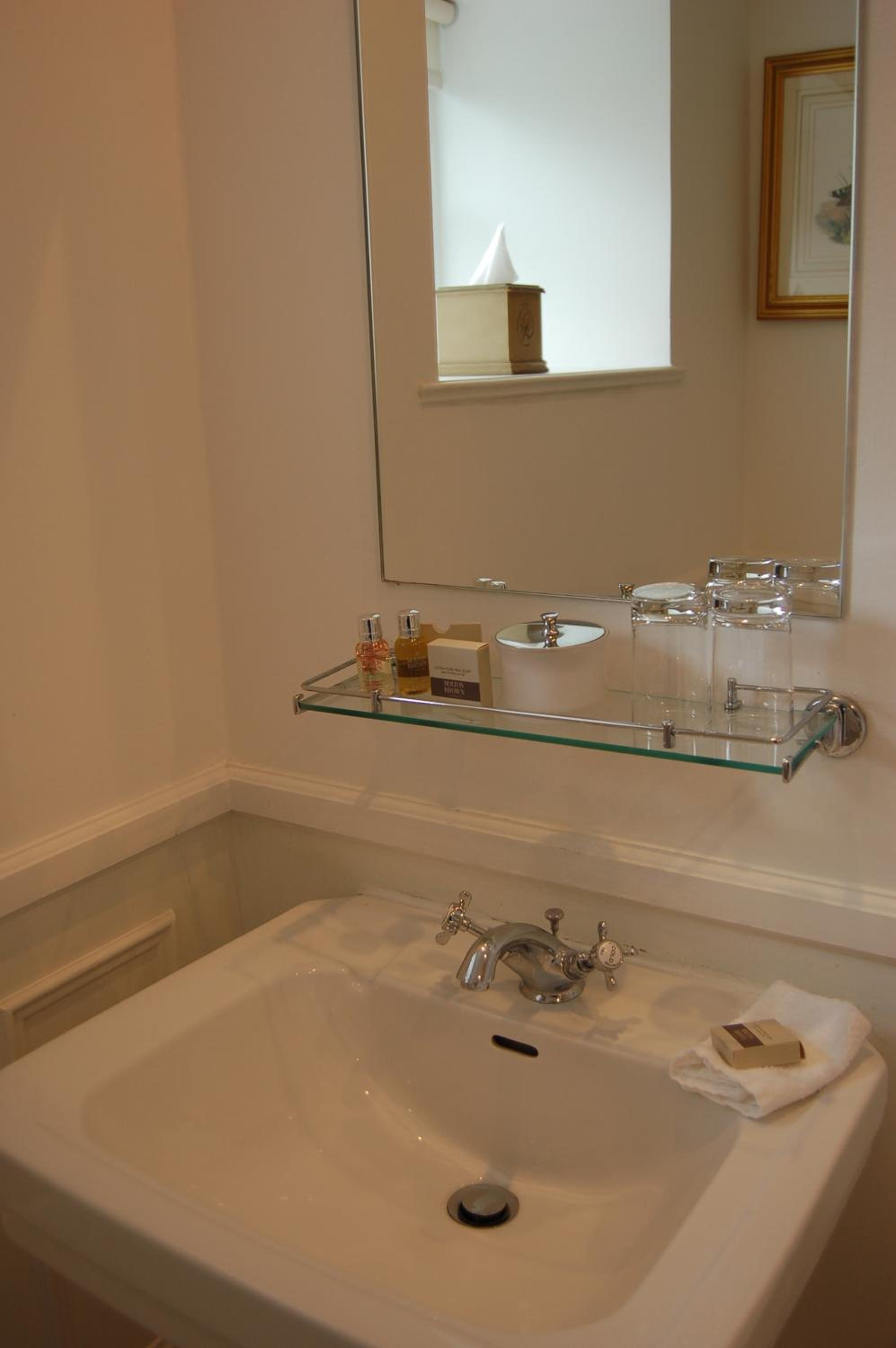 Double Room with Private Bathroom photo 3