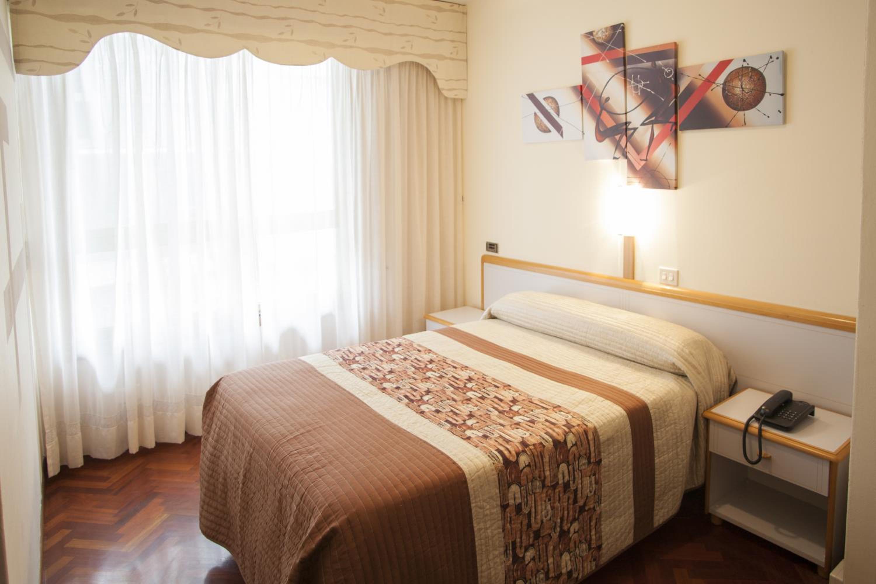 Double  Room - Photo 1