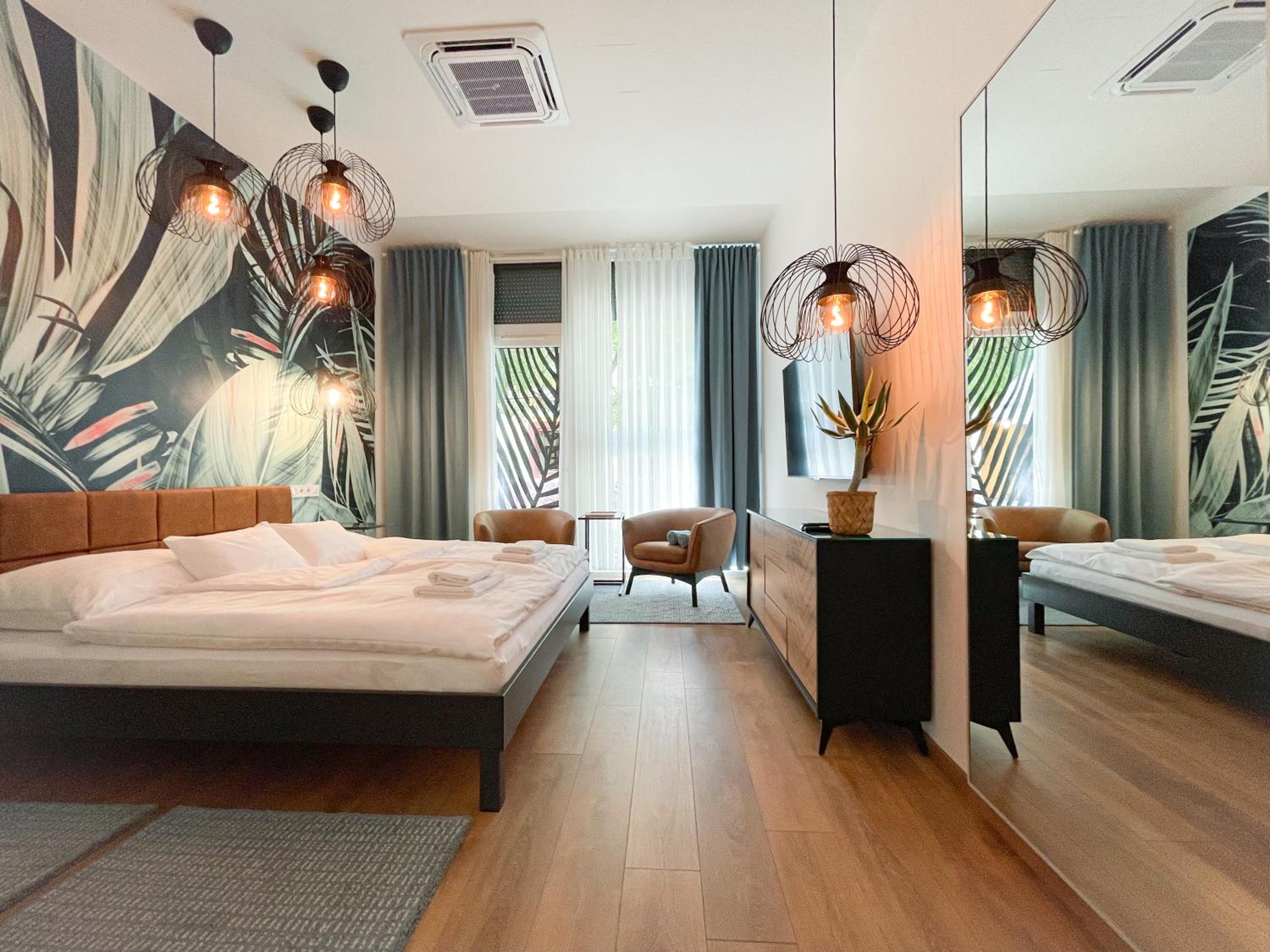 Double Room with Private Bathroom photo 3