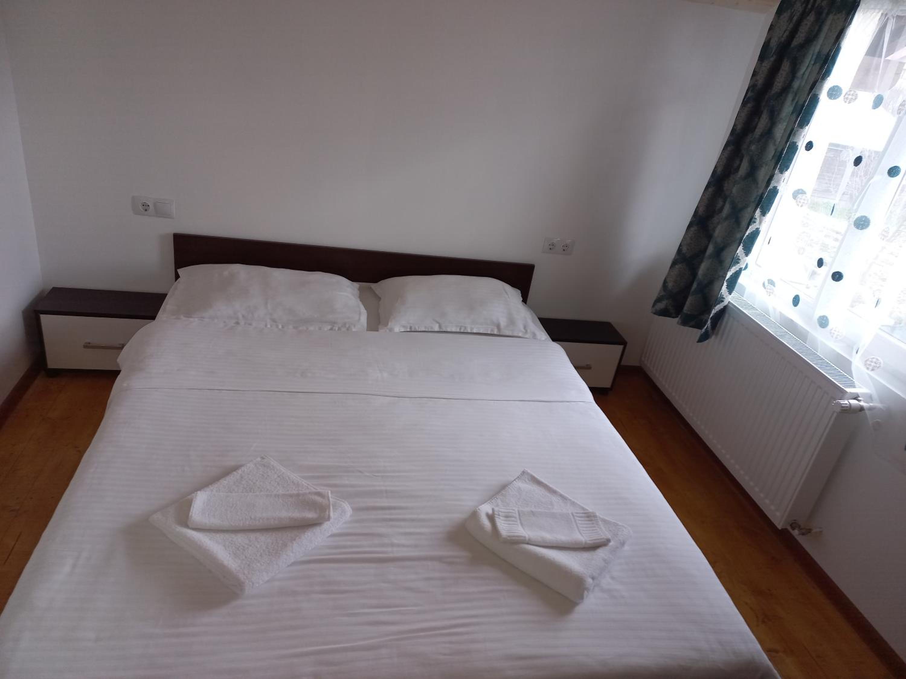 Double or Twin Room with Garden View photo 3