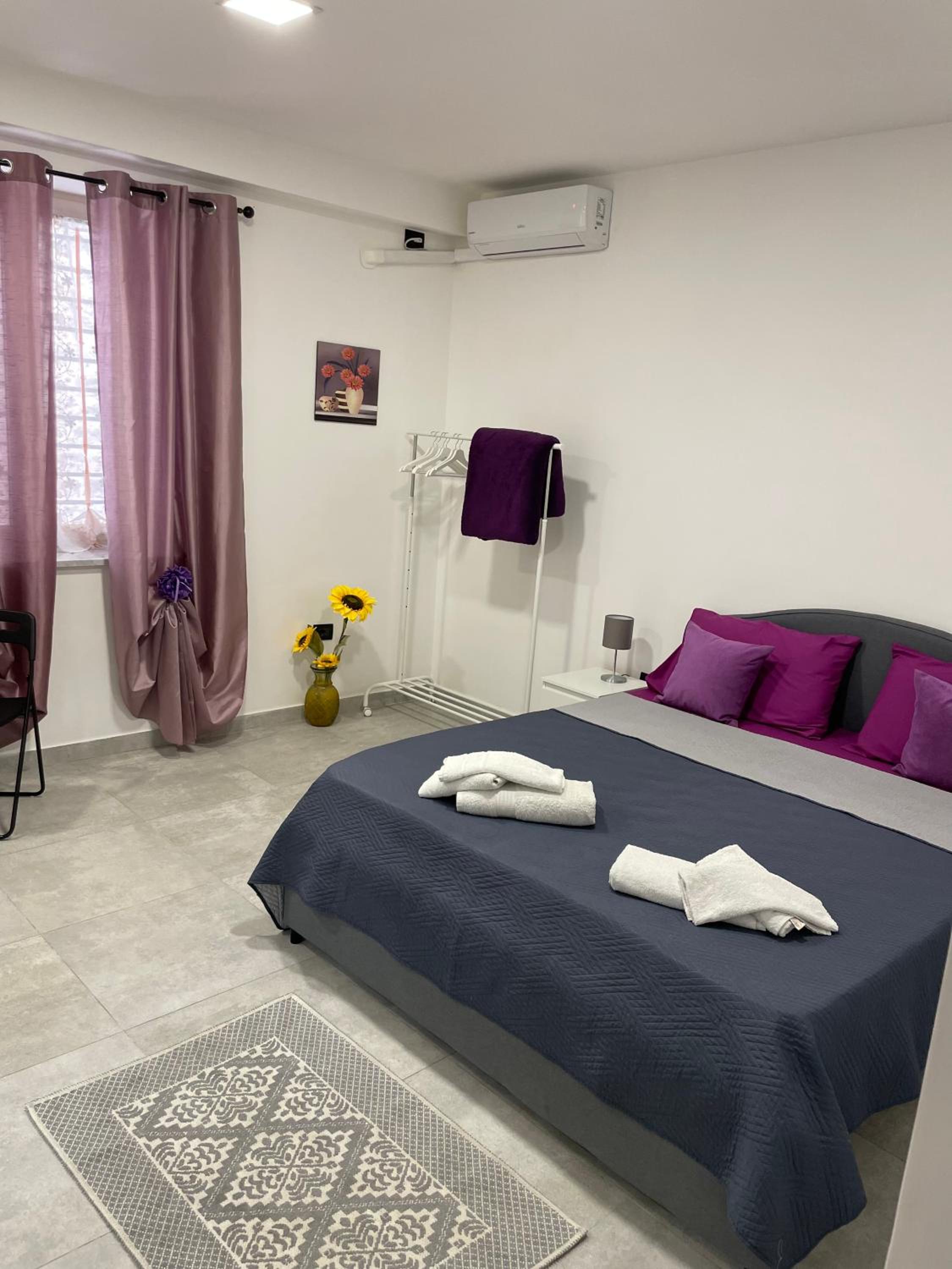Standard Double Room - Photo 14