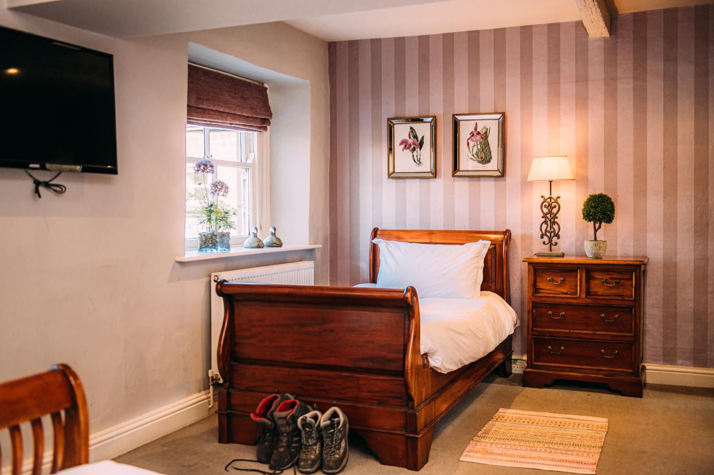 Family Ensuite Bedroom - Photo 4