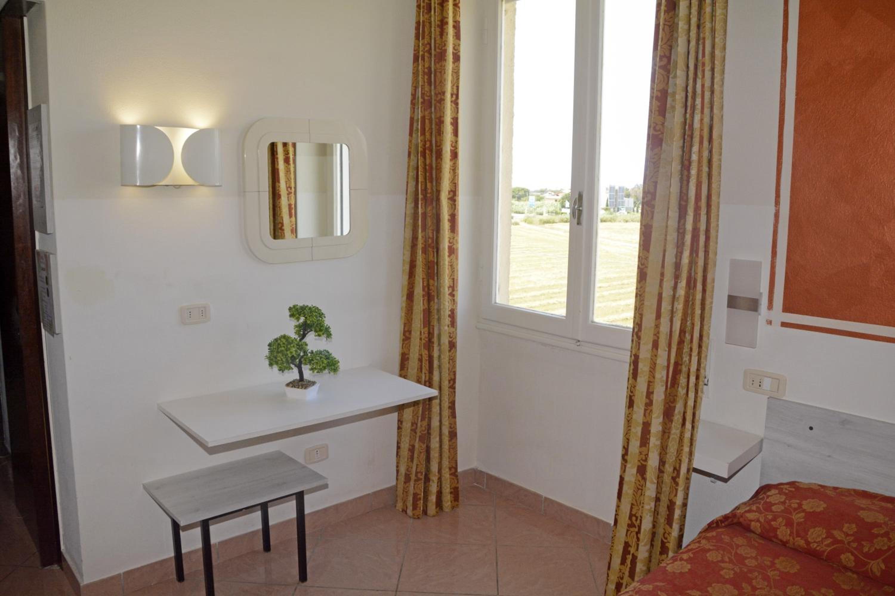 Double Room - Photo 21