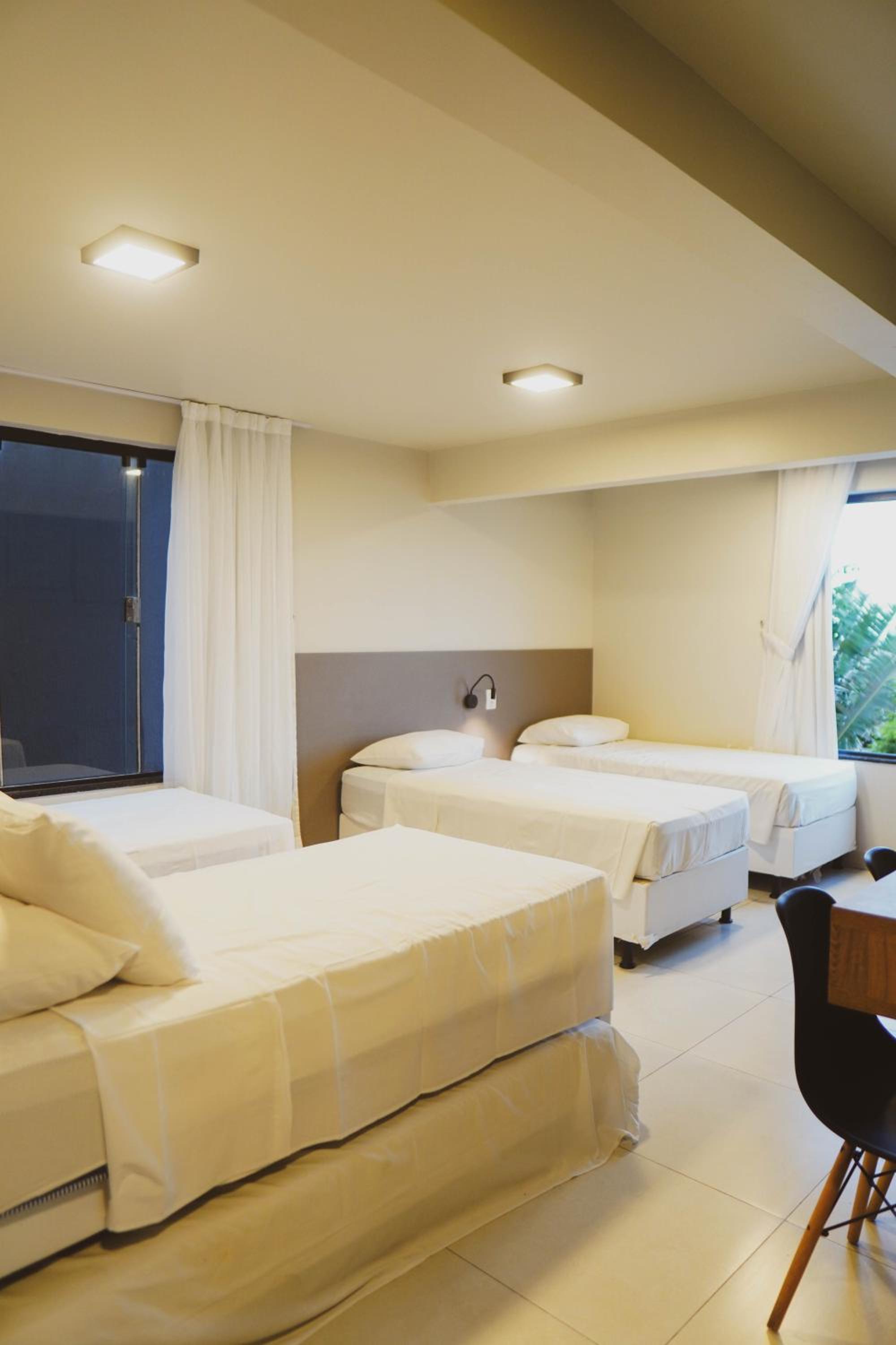 Standard Family Room - Photo 6