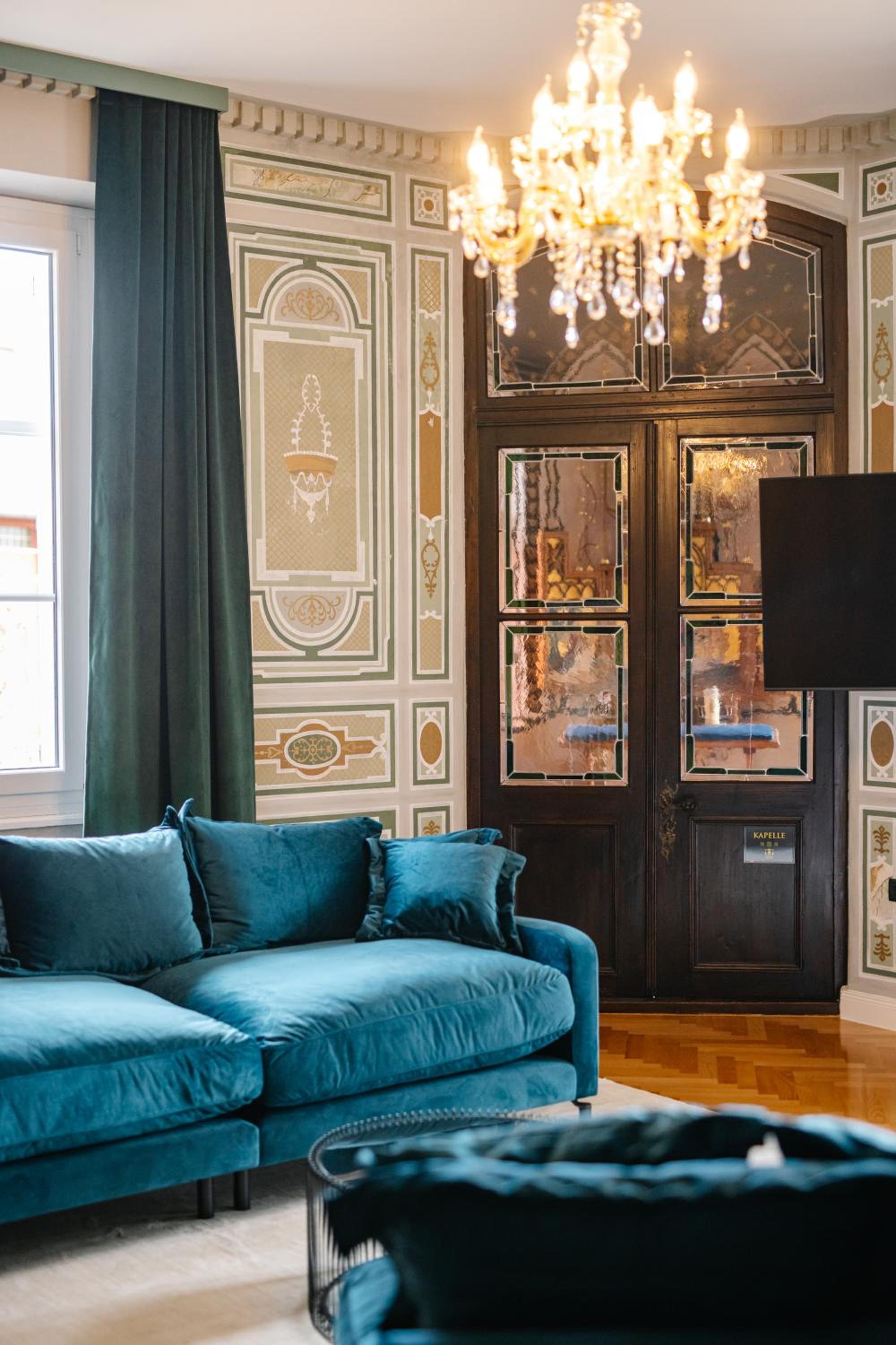Deluxe Junior Suite - Photo 3