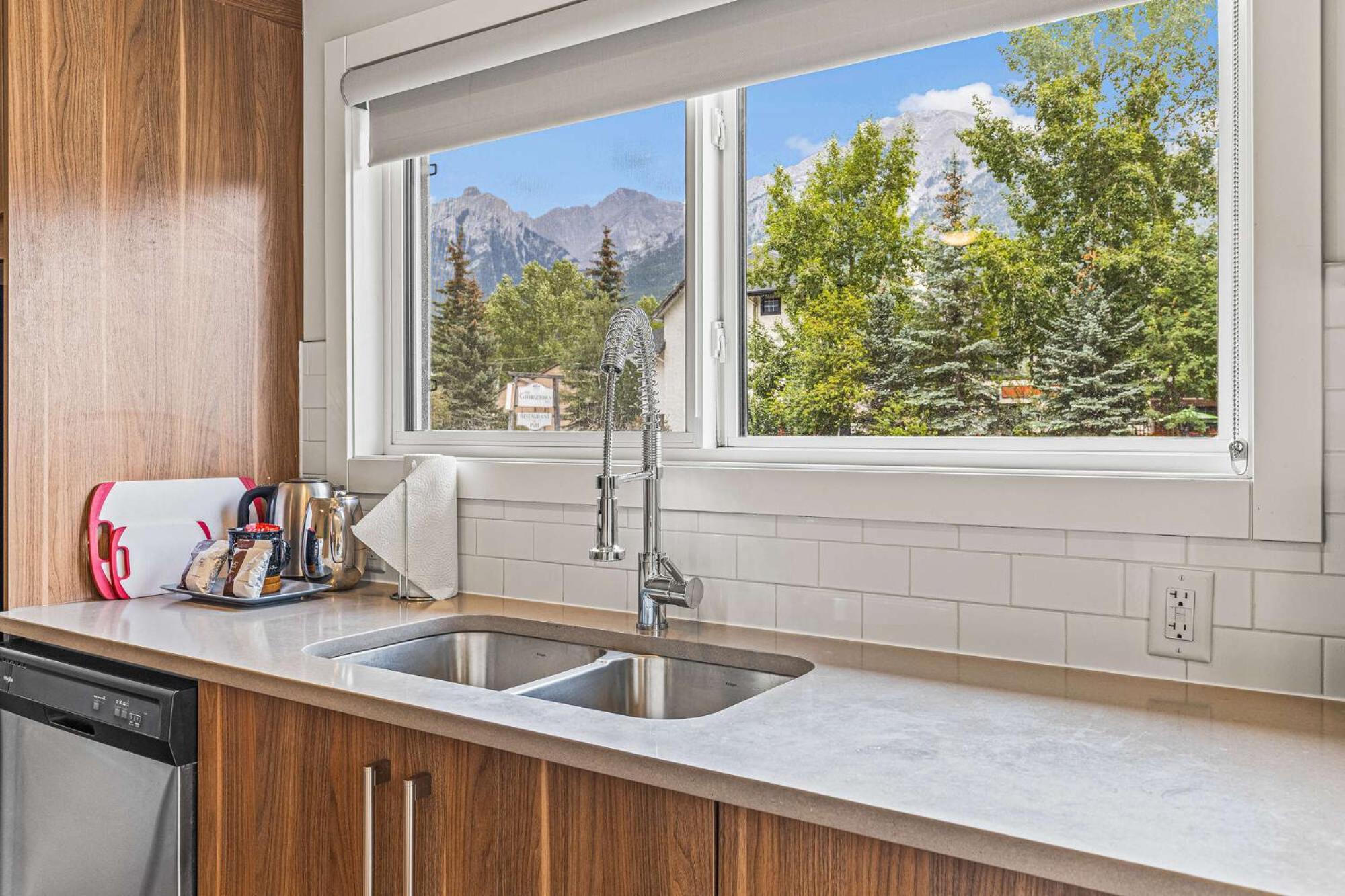 Studio Apartment - Pet Friendly - Self Check-In  photo 2