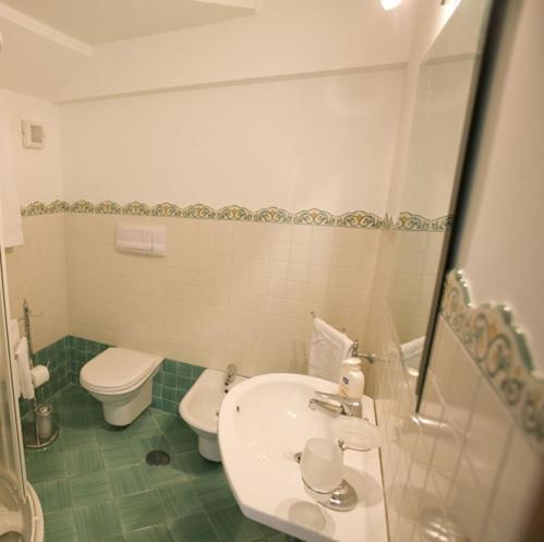 Double Room with Sea View photo 3