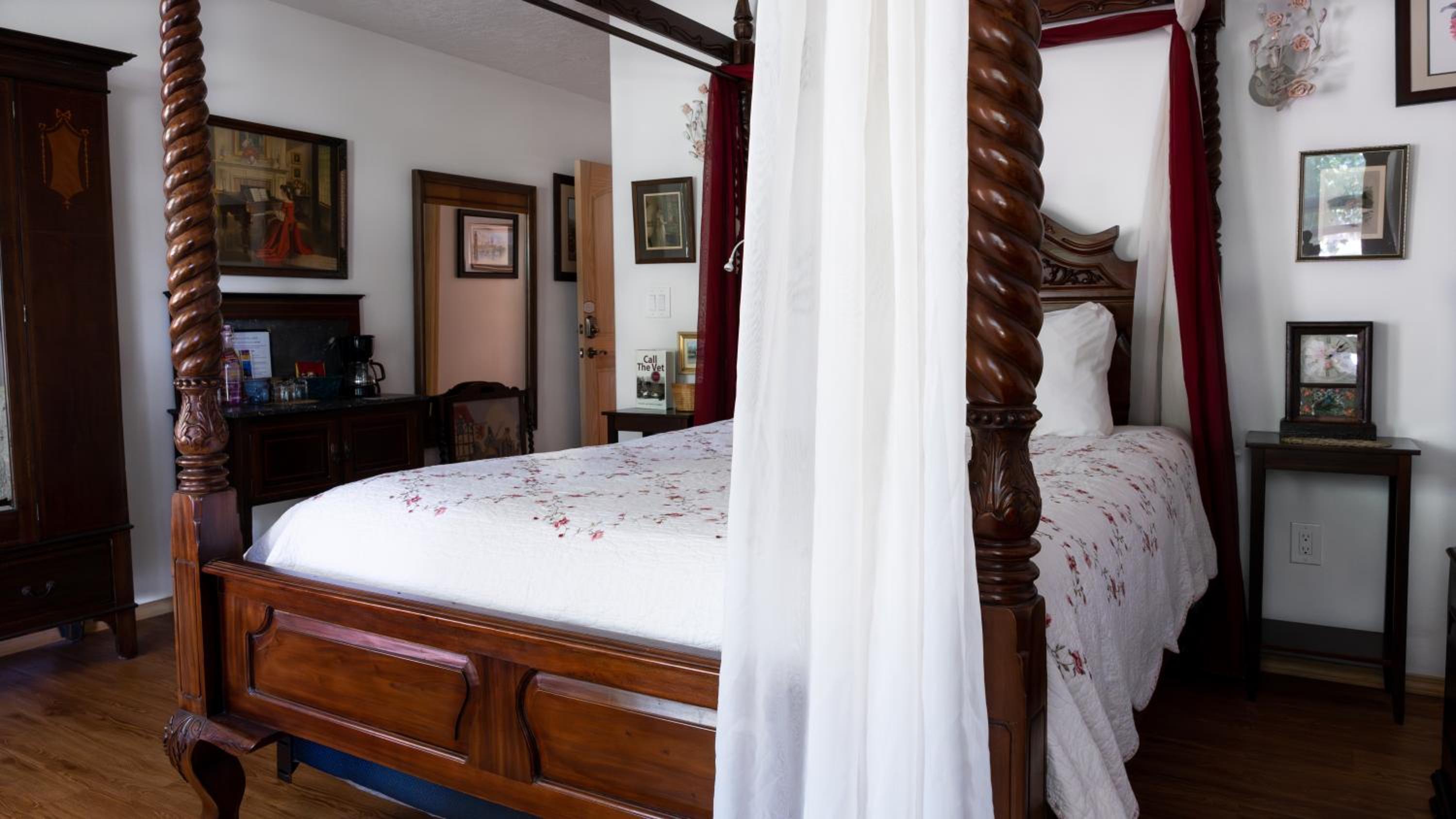 Double Room With Patio - Pet Friendly photo 1