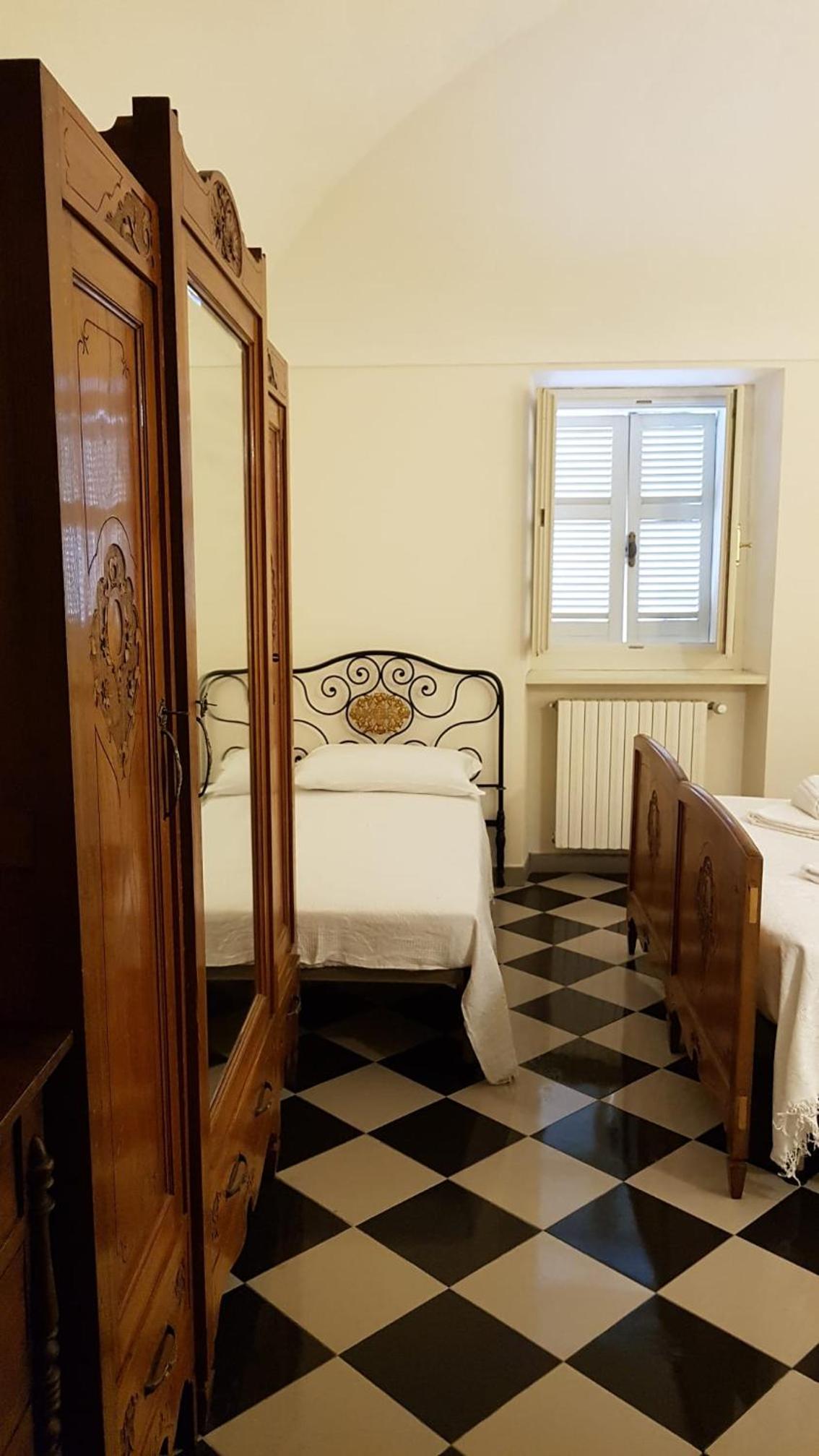 Triple Room With Private Bathroom photo 1