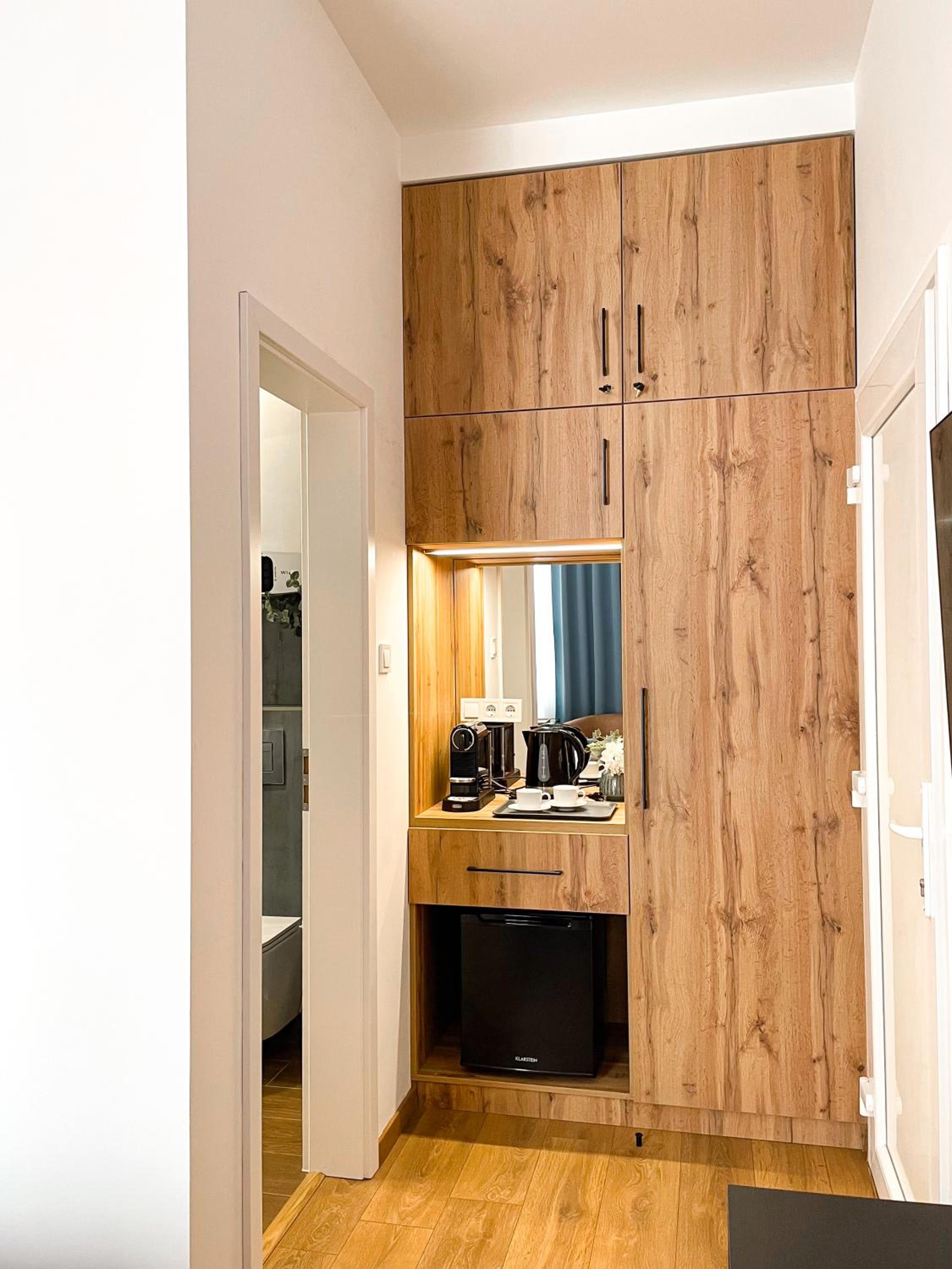 Double Room with Private Bathroom photo 2