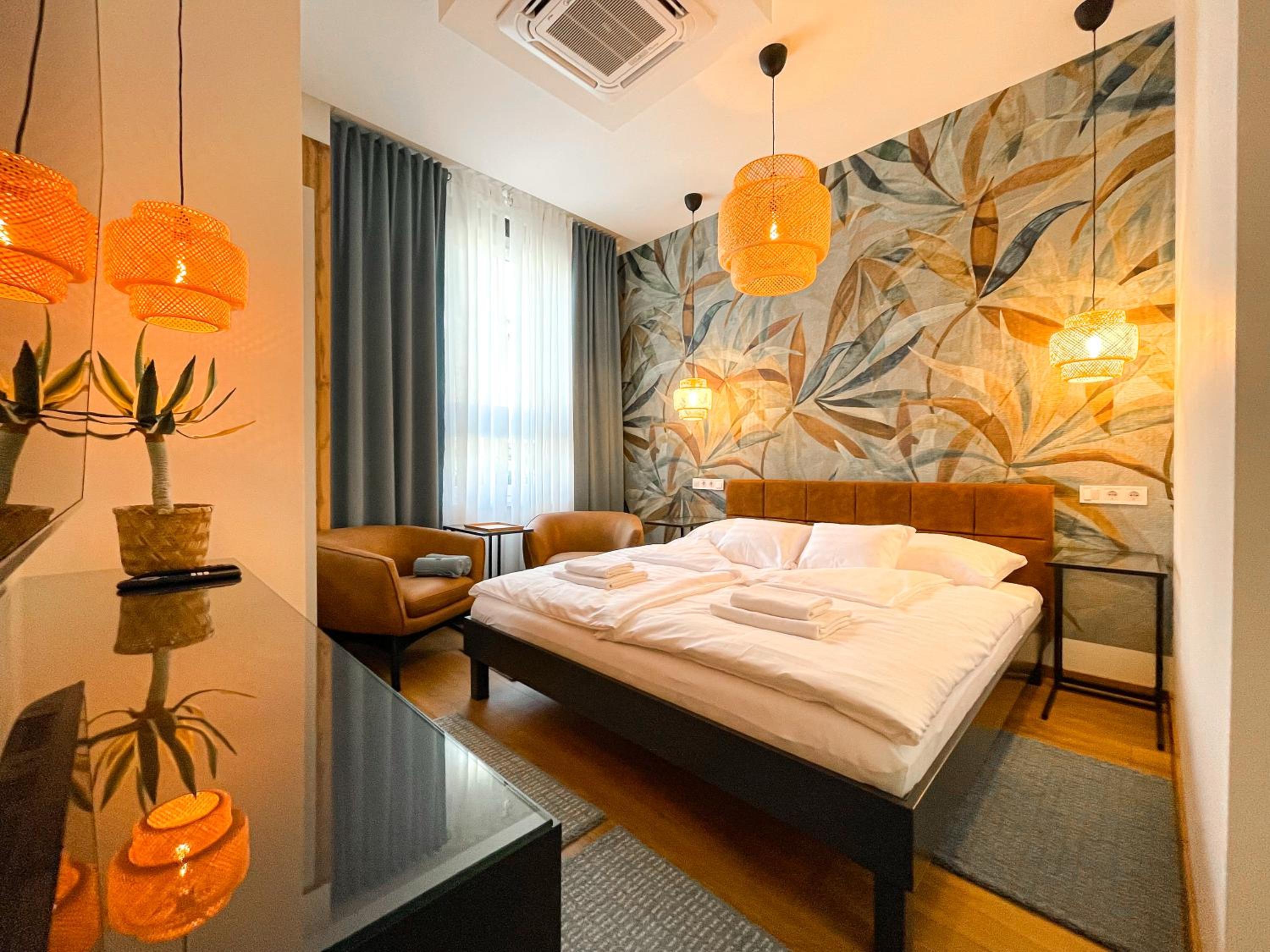 Double Room with Private Bathroom photo 1