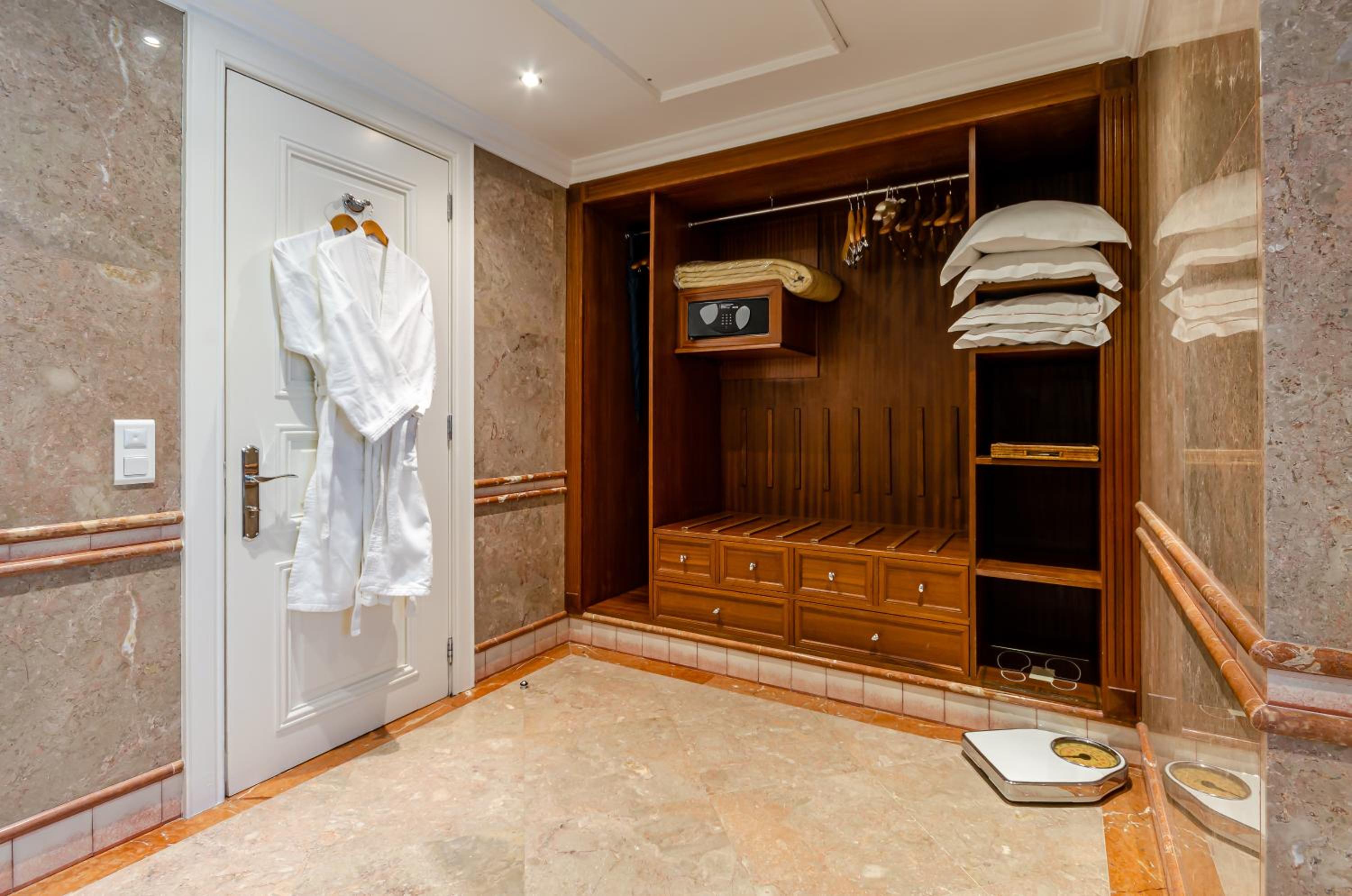 Garden Suite - Photo 11