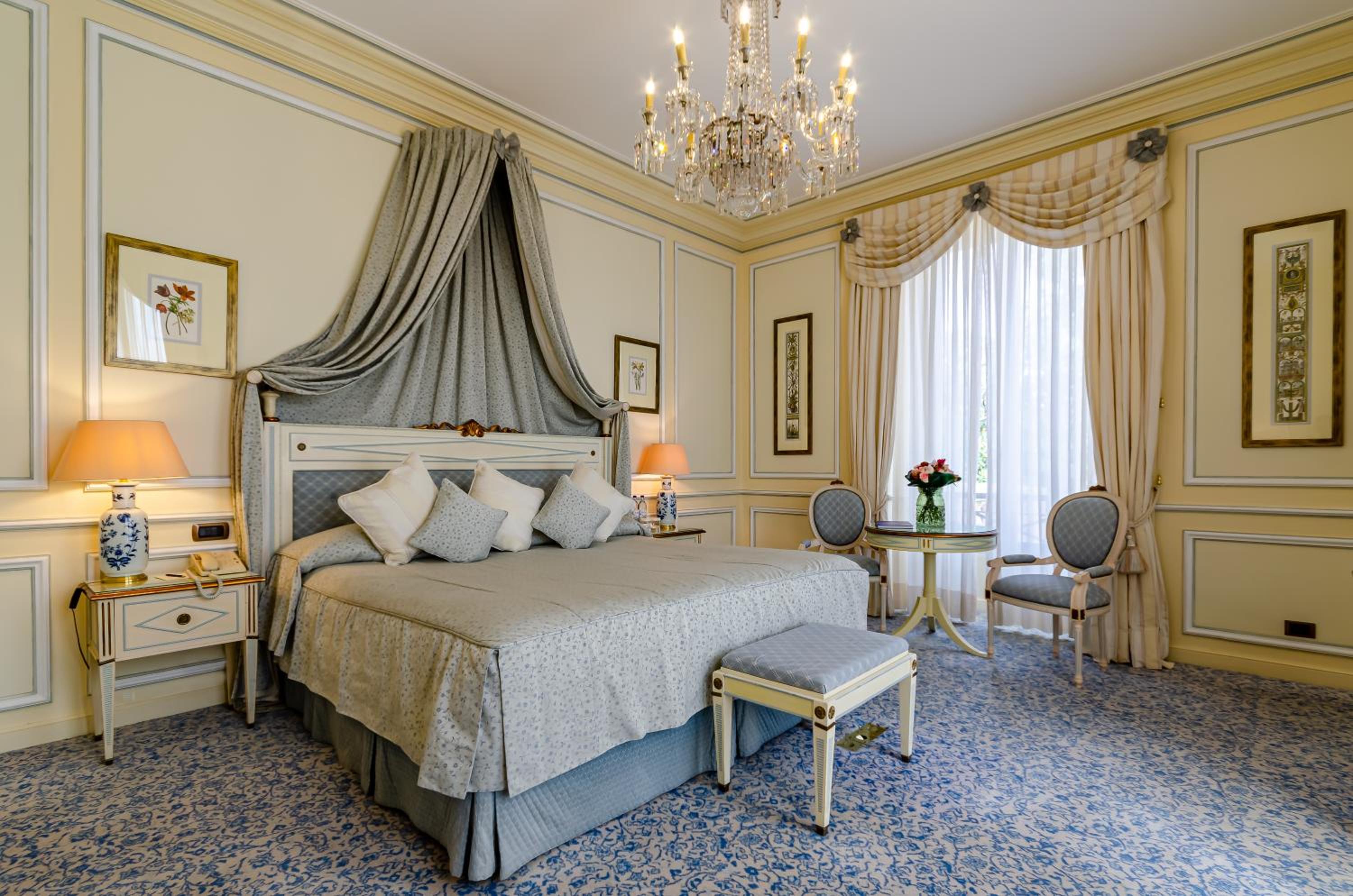 Palace Deluxe Room - Photo 6